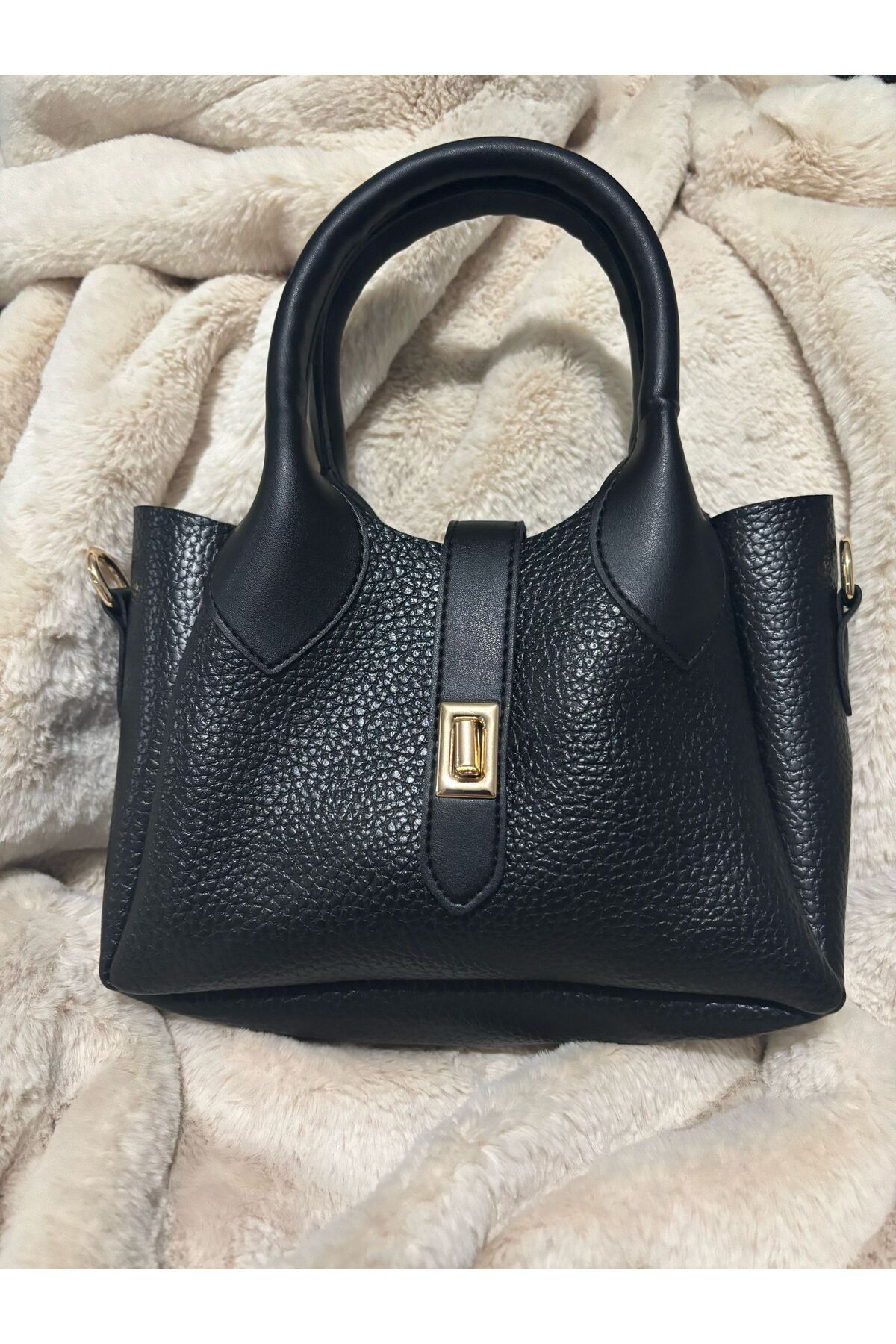 shop KADIN YAVRU ÇANTALI EL VE OMUZ ÇANTASI
