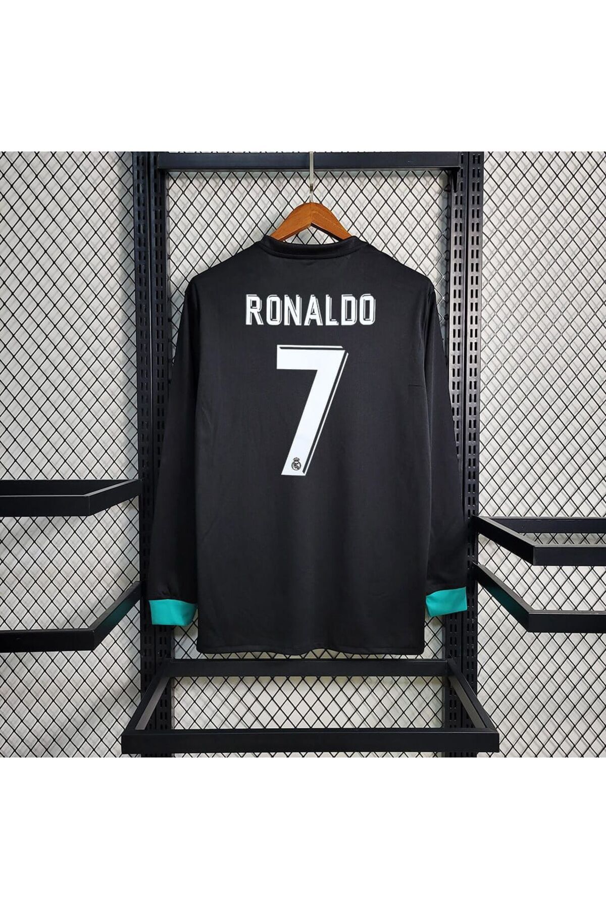 Ronson R. Madridd 2017-18 Kiev Şampiyonlar Ligi Finali Cristiano Ronaldo Forması (Siyah-Uzun-Kol)