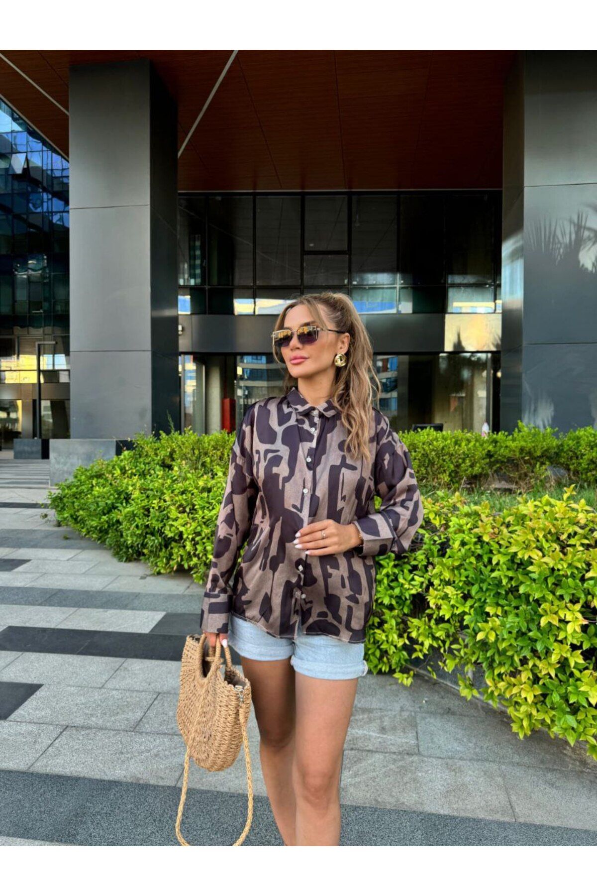 ADENLİNA ZR Model Saten Gömlek