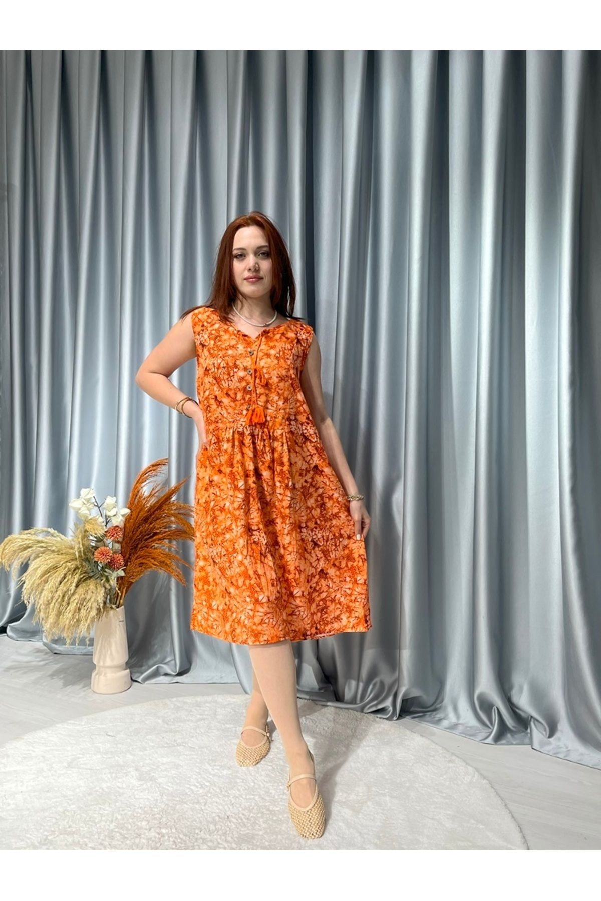 Butik Askılı Elbise