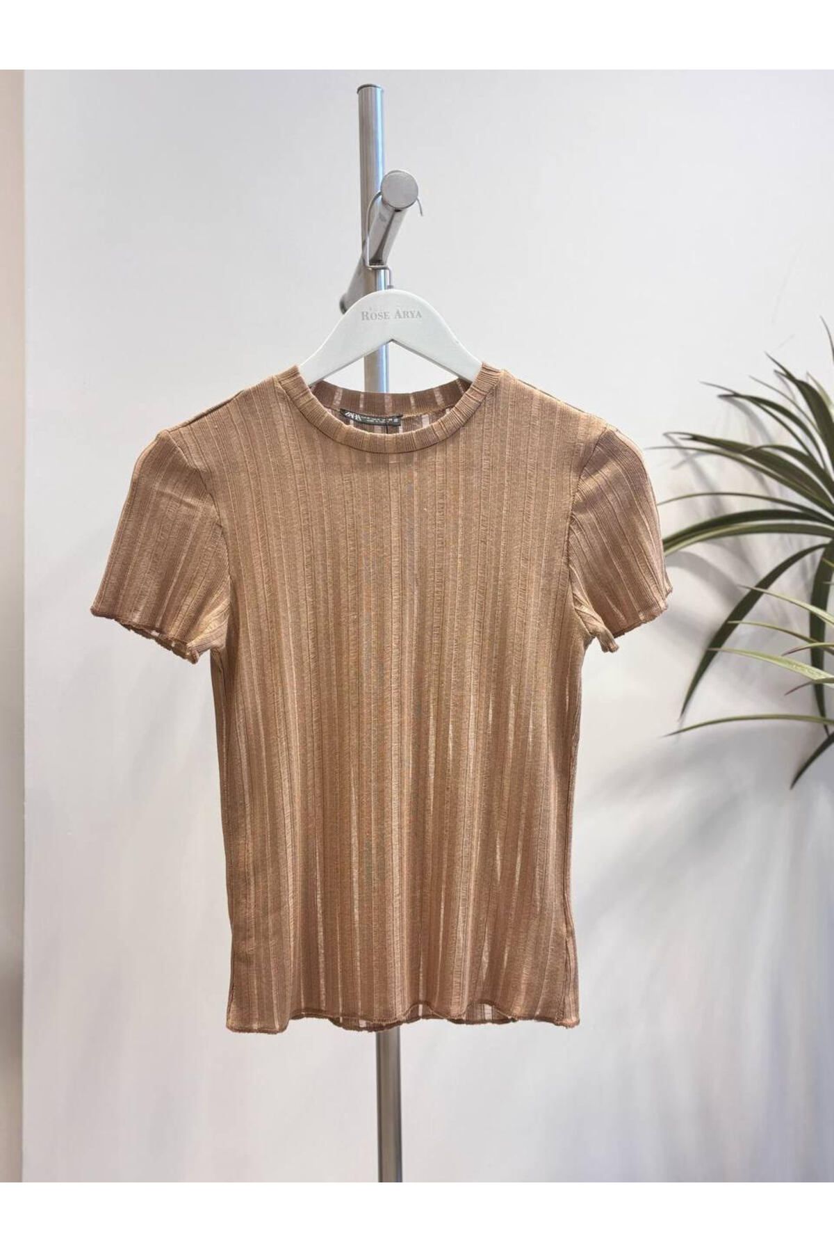 LookEss Kadın ZR Yarı Transparan Örme Tişört