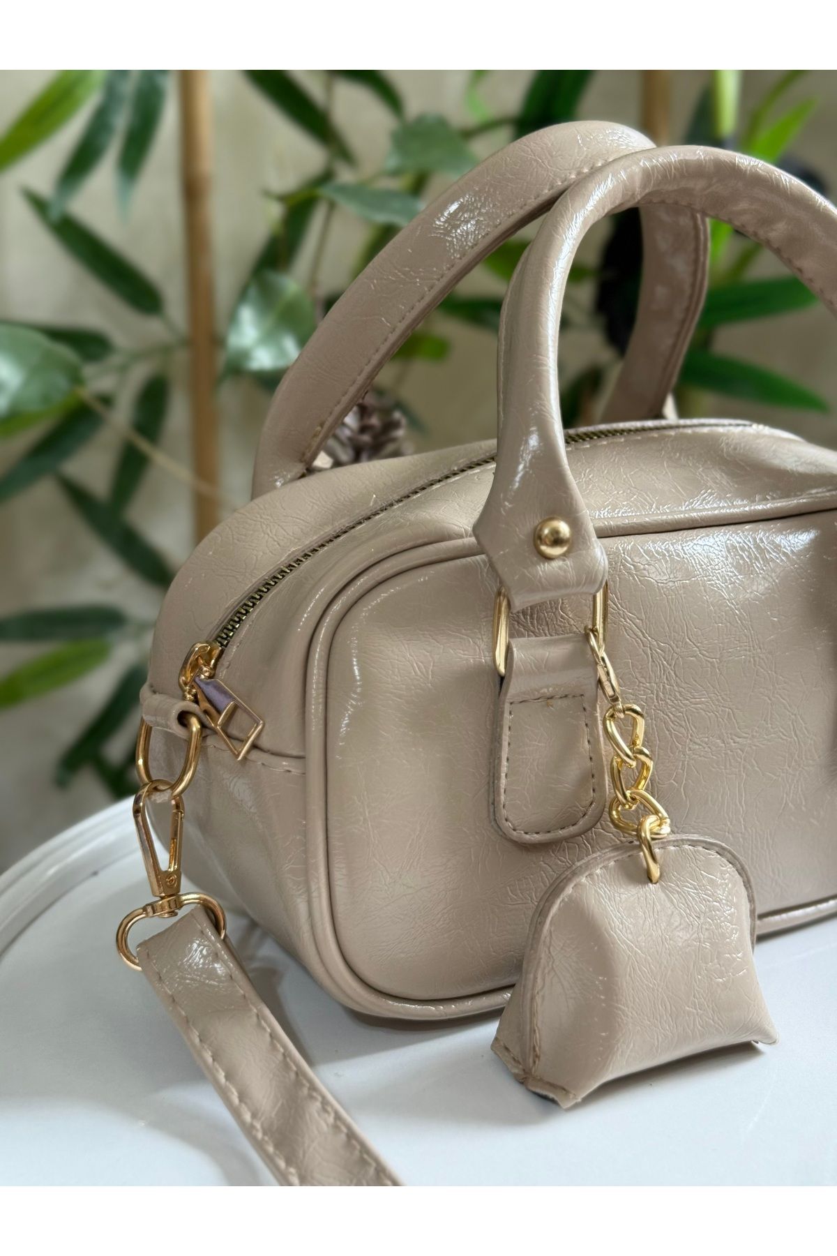 ZEYS Charm Detaylı Deri Kadın El ve Omuz Çantası