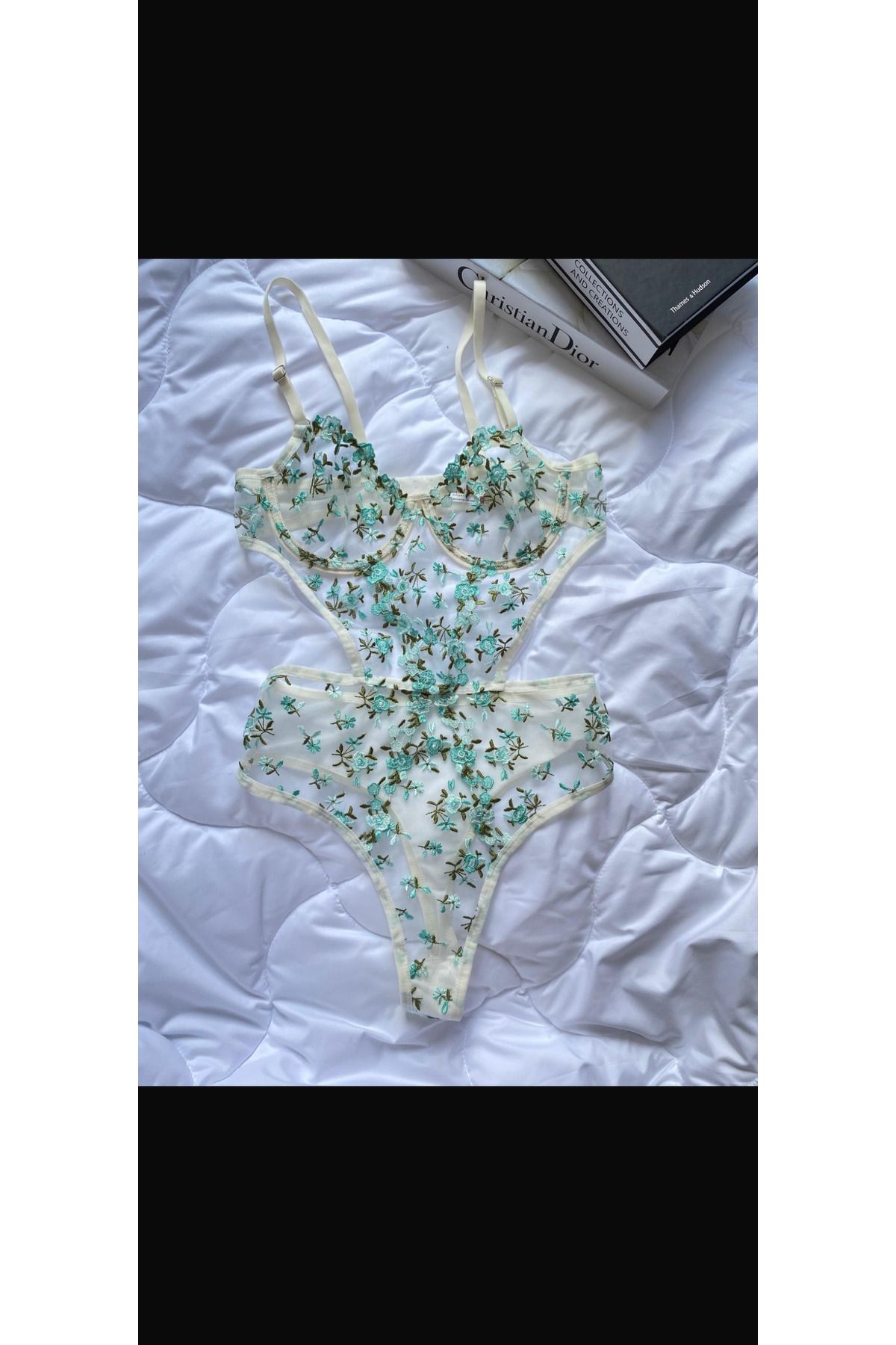 Sseraphine Su Yeşili çiçek desenli dantelli bodysuit