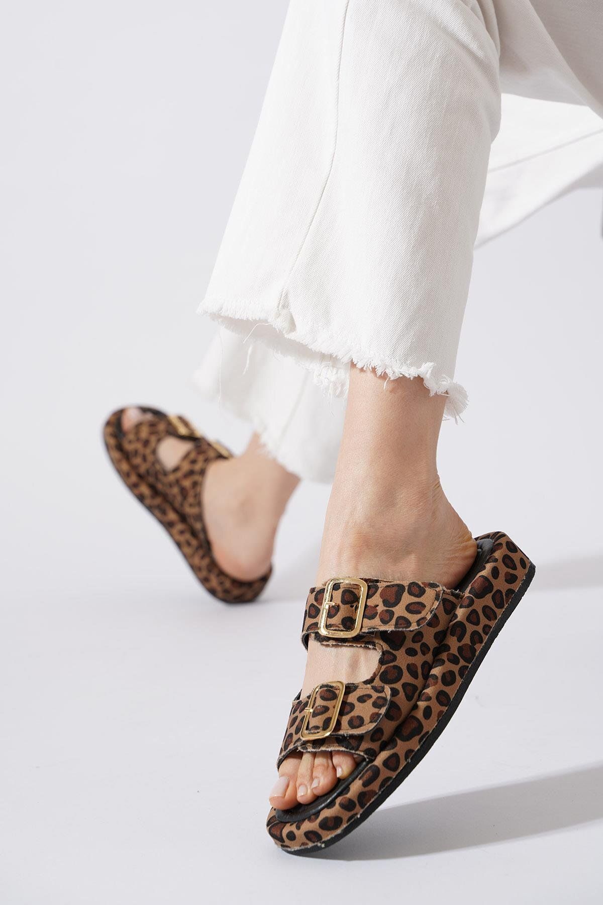 Moda Pie Korles Çift Tokalı Kadın Terlik Leopar