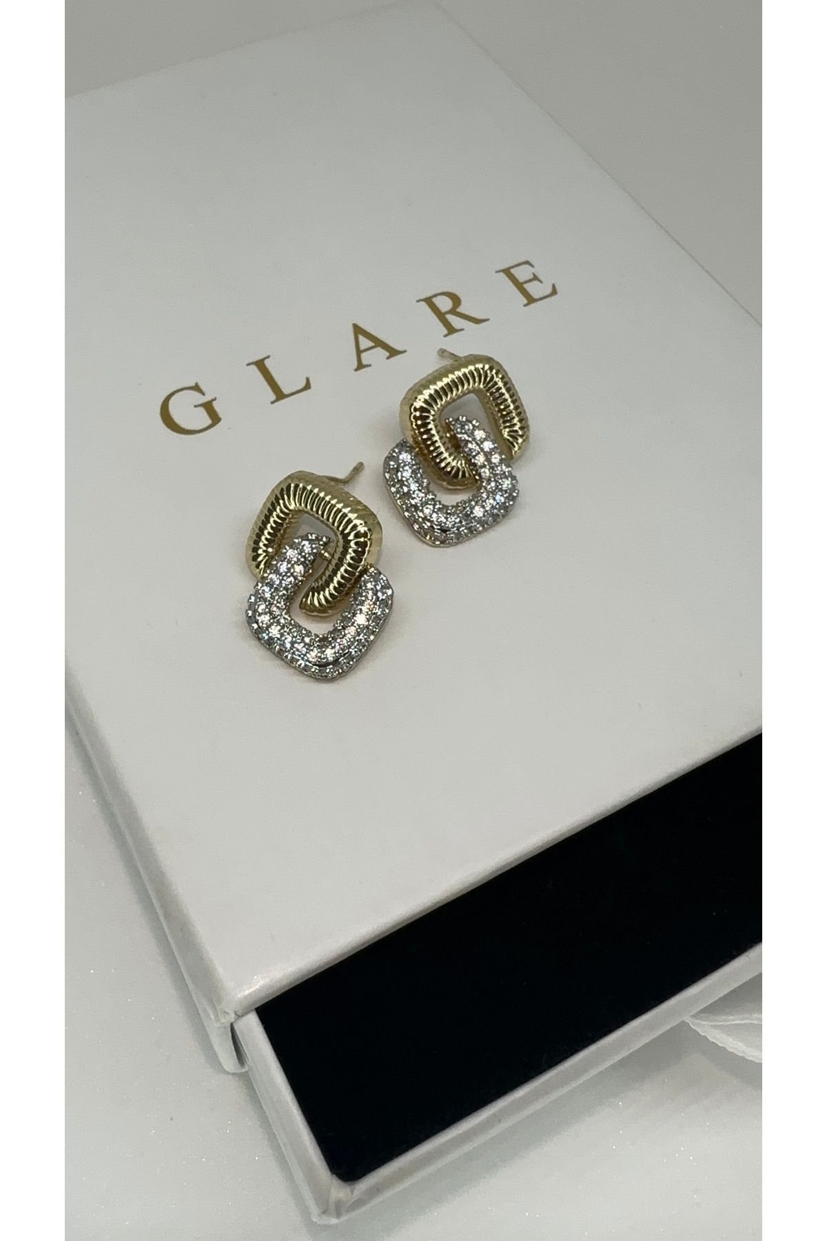 GLARE JEWELRY Mix Model Zirkon Taşlı Tasarım Gold Paslanmaz Çelik Küpe