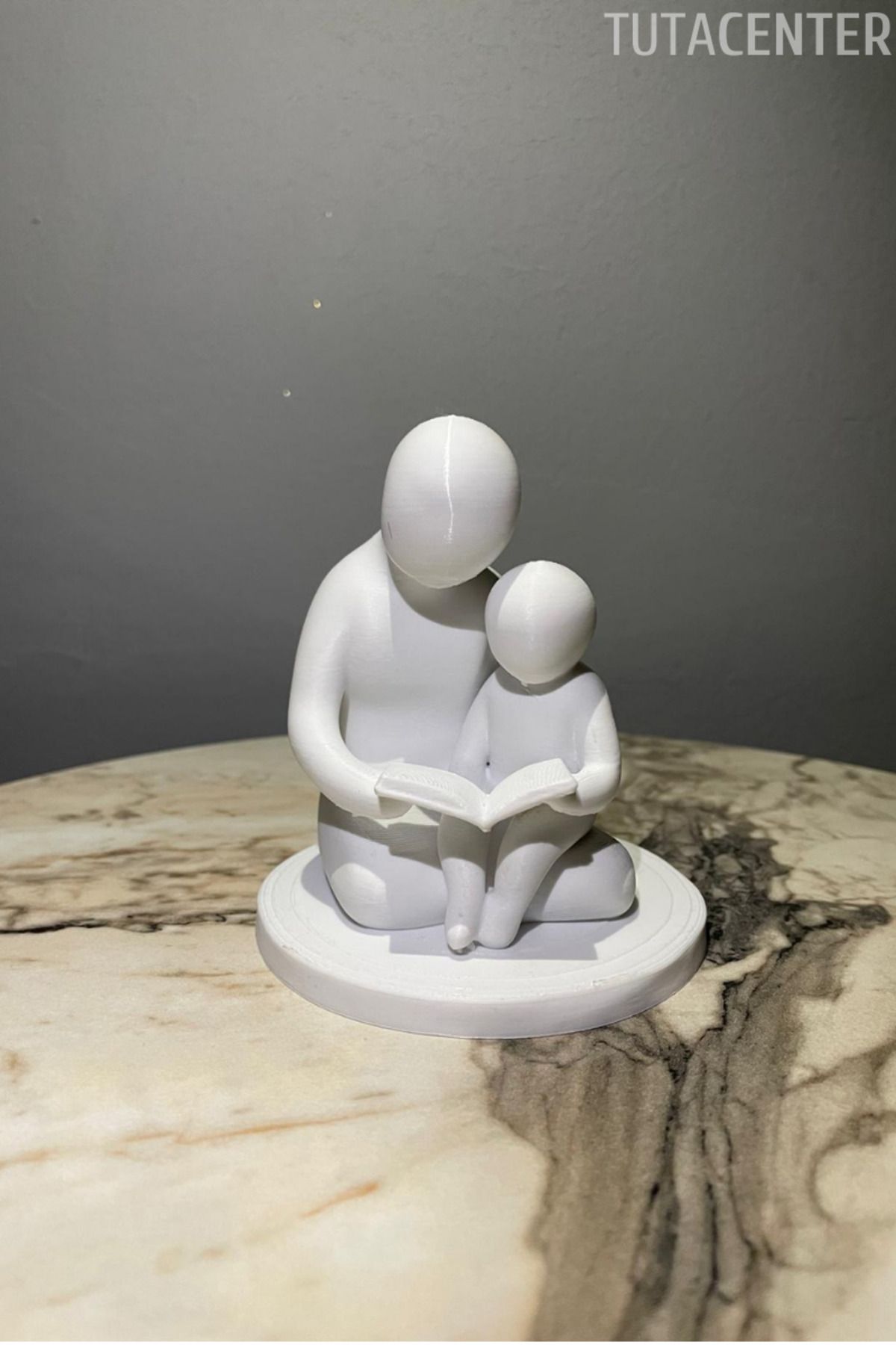 TUTACENTER Baba ve Çocuk Birlikte Kitap Okumak Dekoratif Biblo Baba Sevgisi Figür