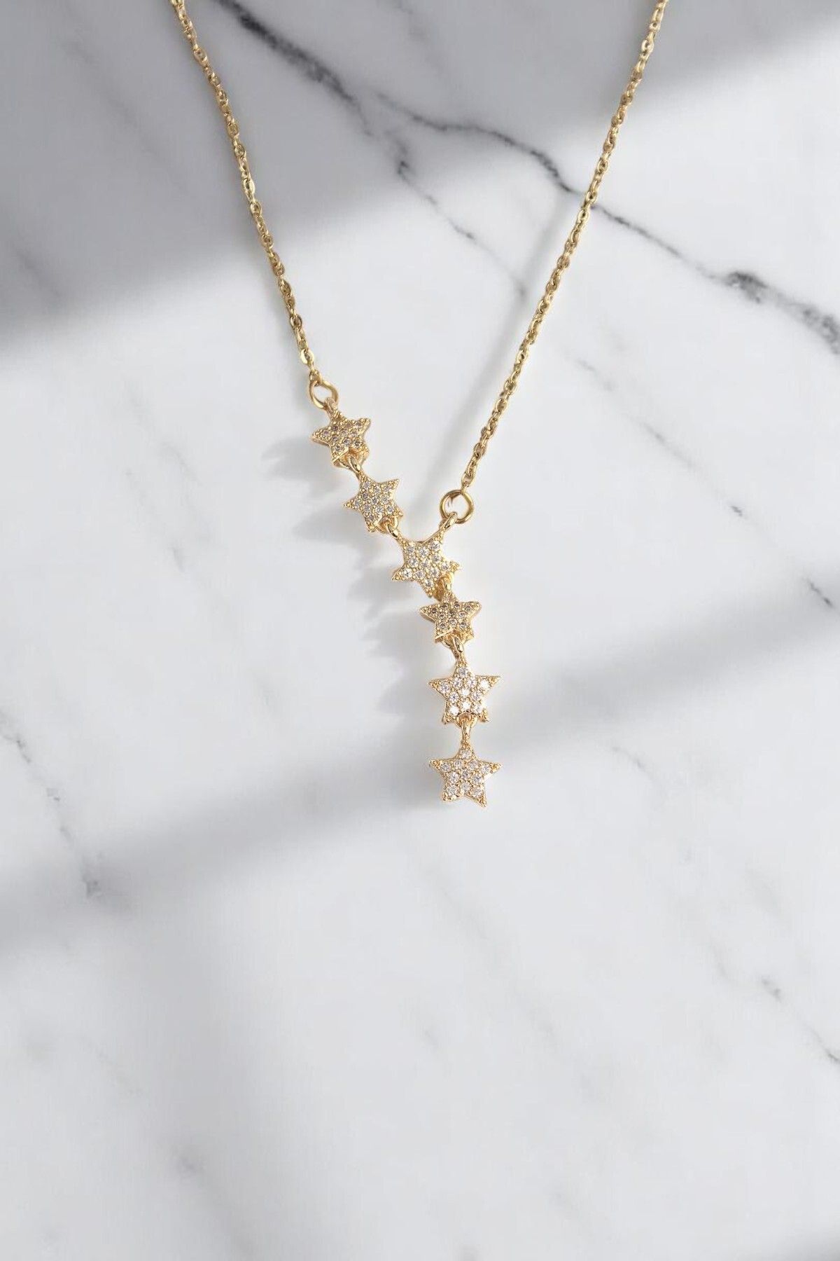 ABENOVA Çelik Gold Renk Zincir Zirkon Taşlı Yıldız Model Kadın Kolye