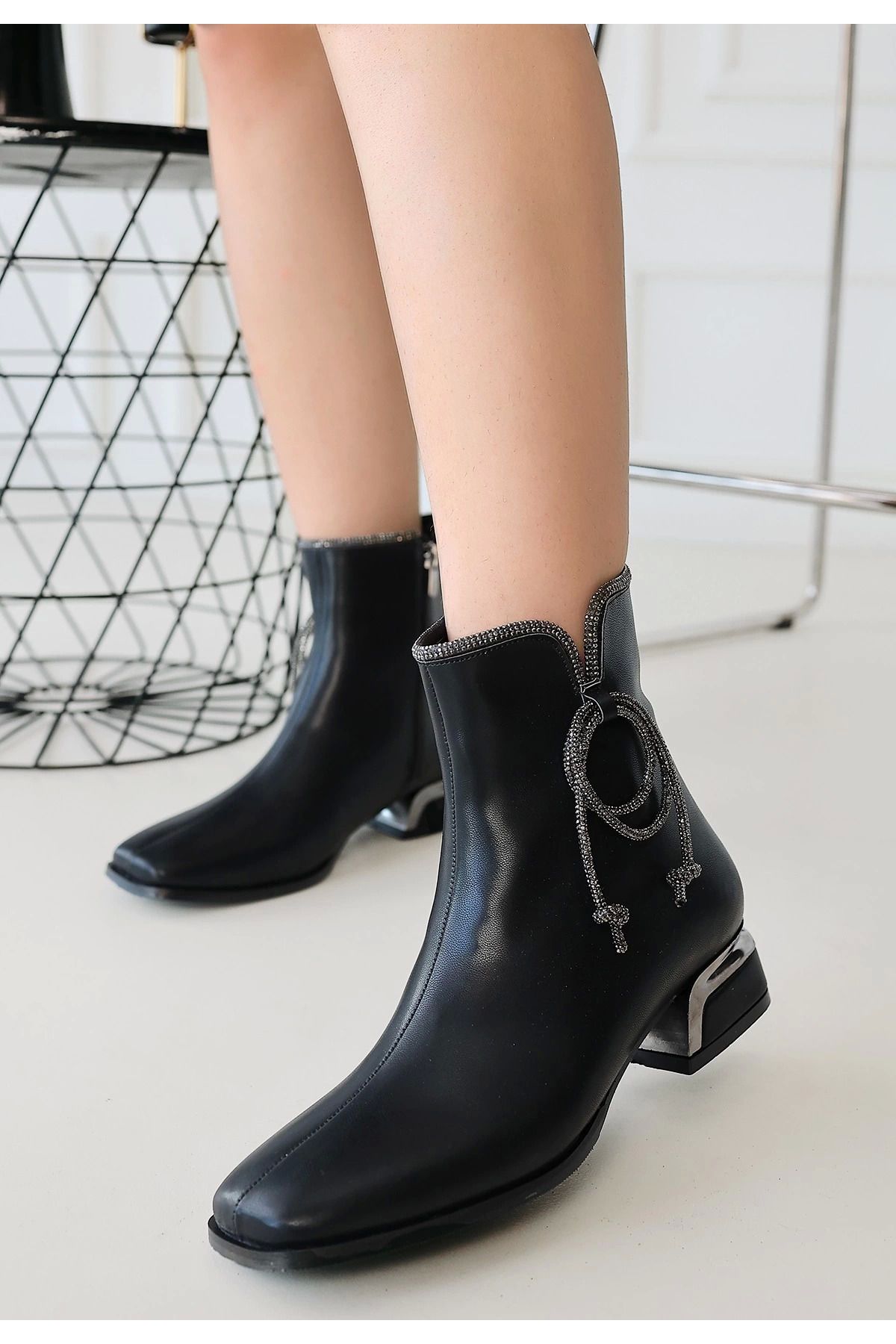 Shop58 Melina Siyah Cilt Topuklu Bot