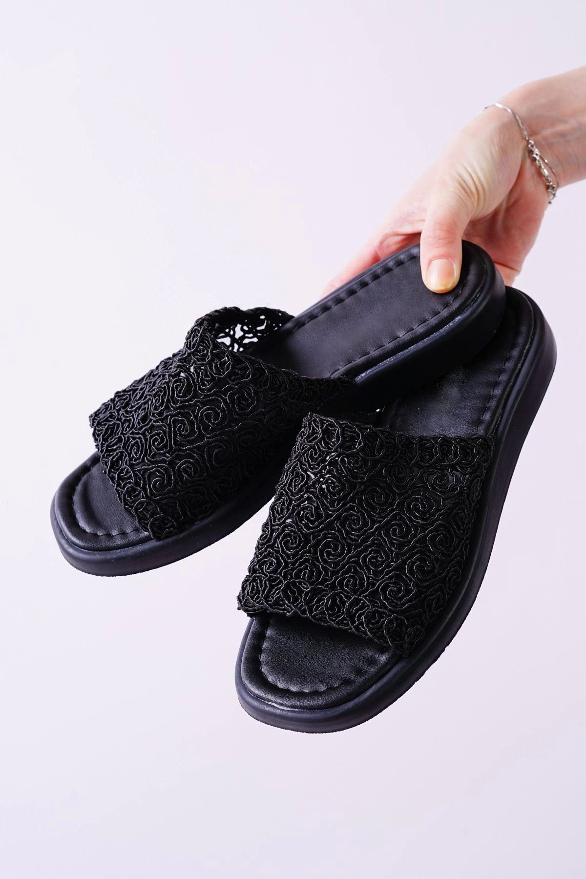 Shop58 Claris Siyah Örgü Terlik