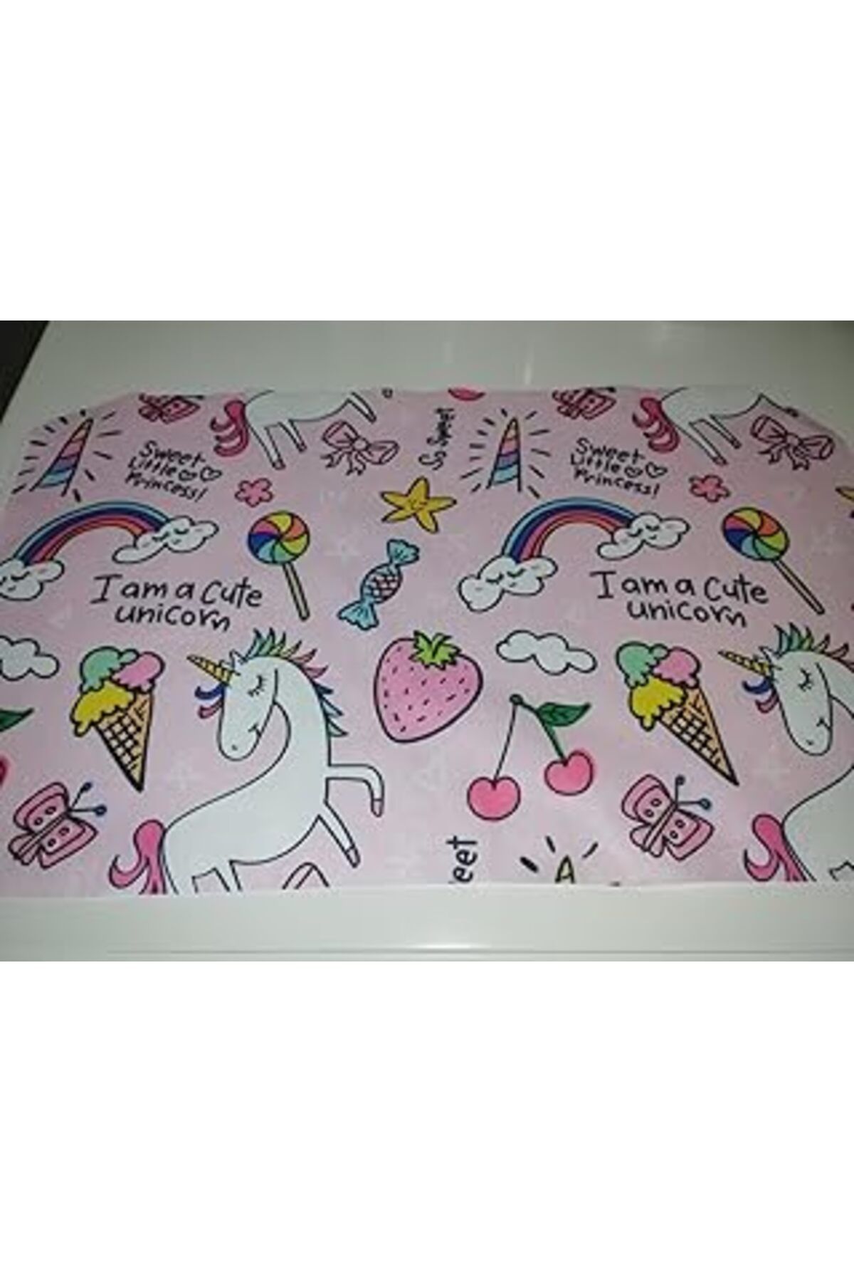 robotrend Yıkanabilir Beslenme Örtüsü Renkli Desenli Beslenme Bezi 30X50Cm, Sevimli At