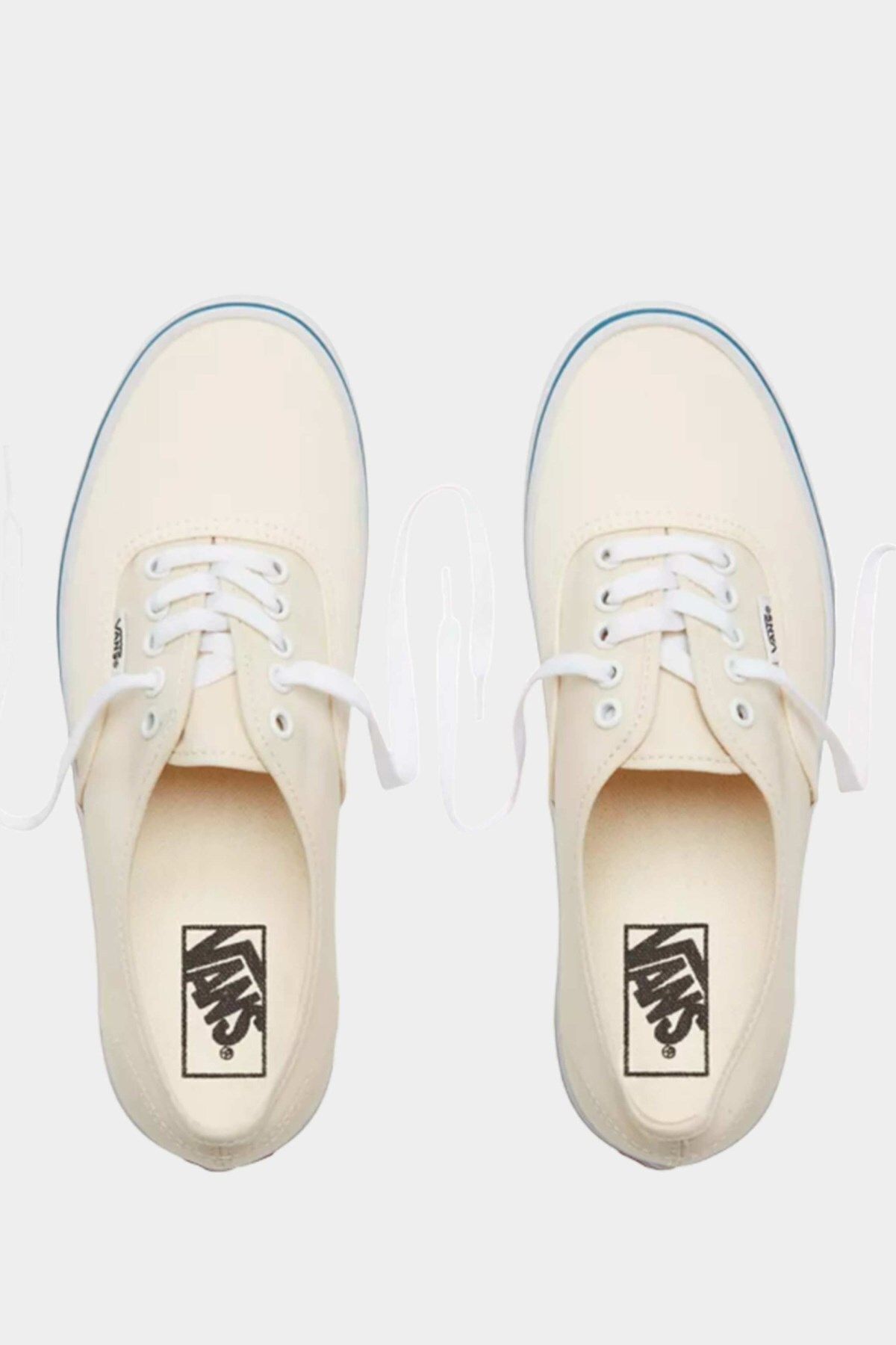 Vans-UA Autentická bílá 4