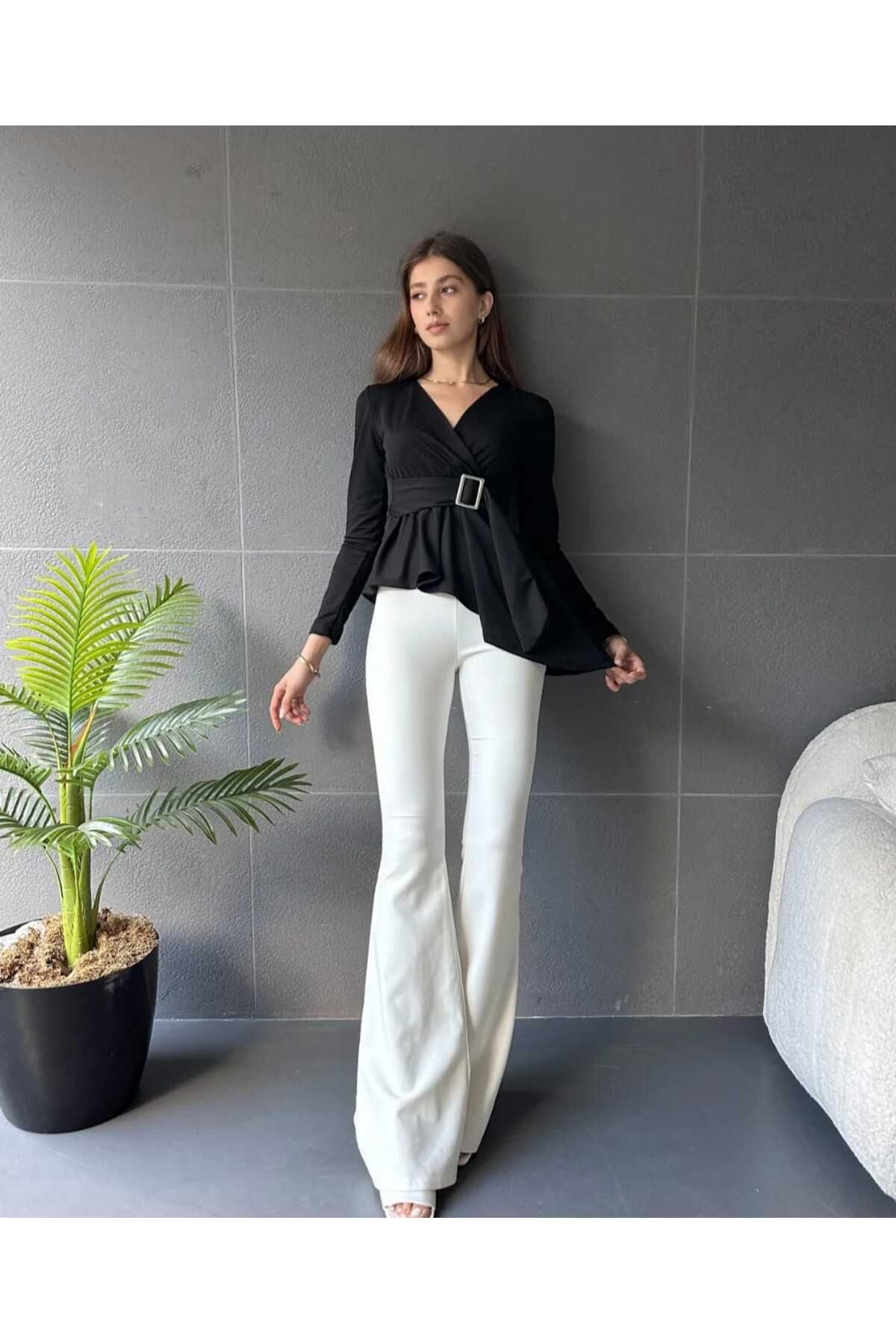 zienna Asimetrik Kesim Kemer Detaylı Bluz