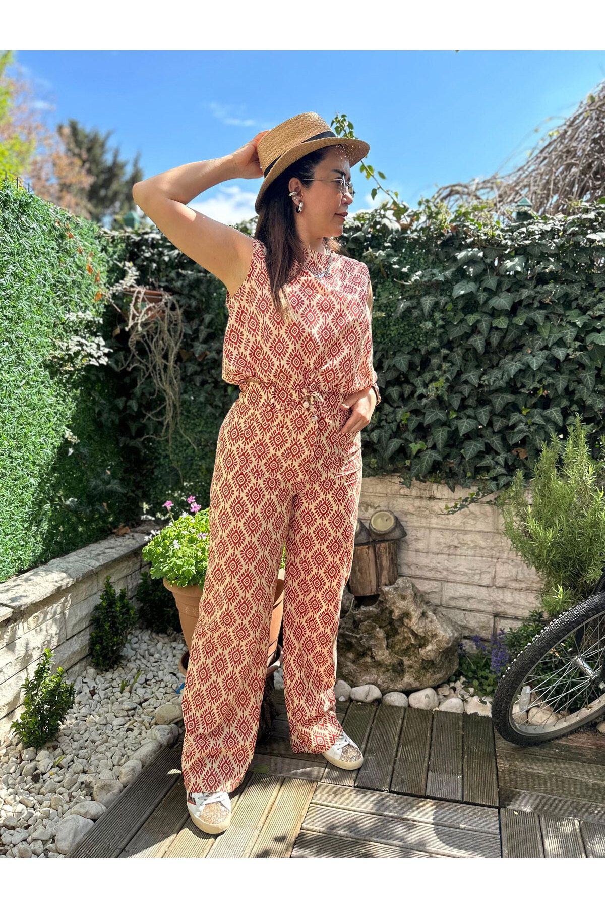 Burcu Özpıranga ZRA Vual Kumaş Bluz &Pantolon Desenli Takım