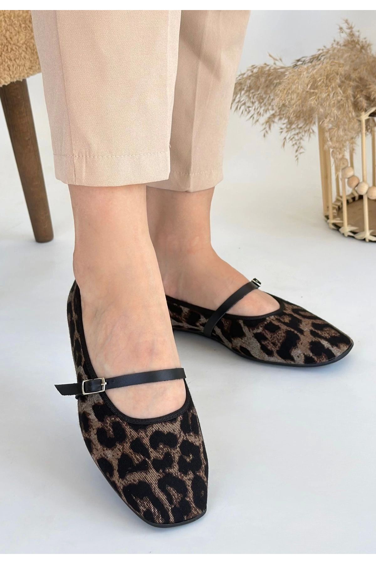 Shop58 Almiye Siyah Desenli Keten Babet Ayakkabı