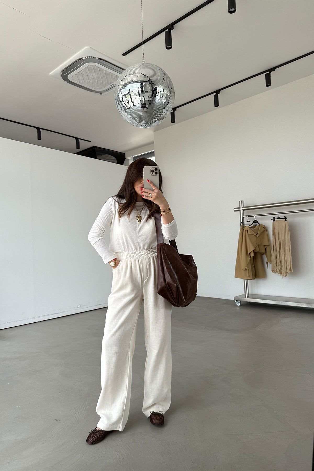Özge Özgenç Beli Lastikli Dikiş Detay Rahat Pantolon