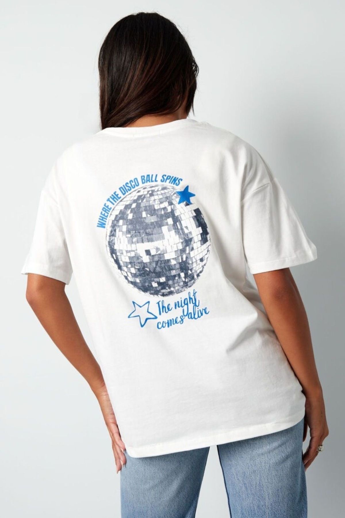Aesthia Beyaz Unisex Sırt Baskılı Disco Ball Spins T-Shirt