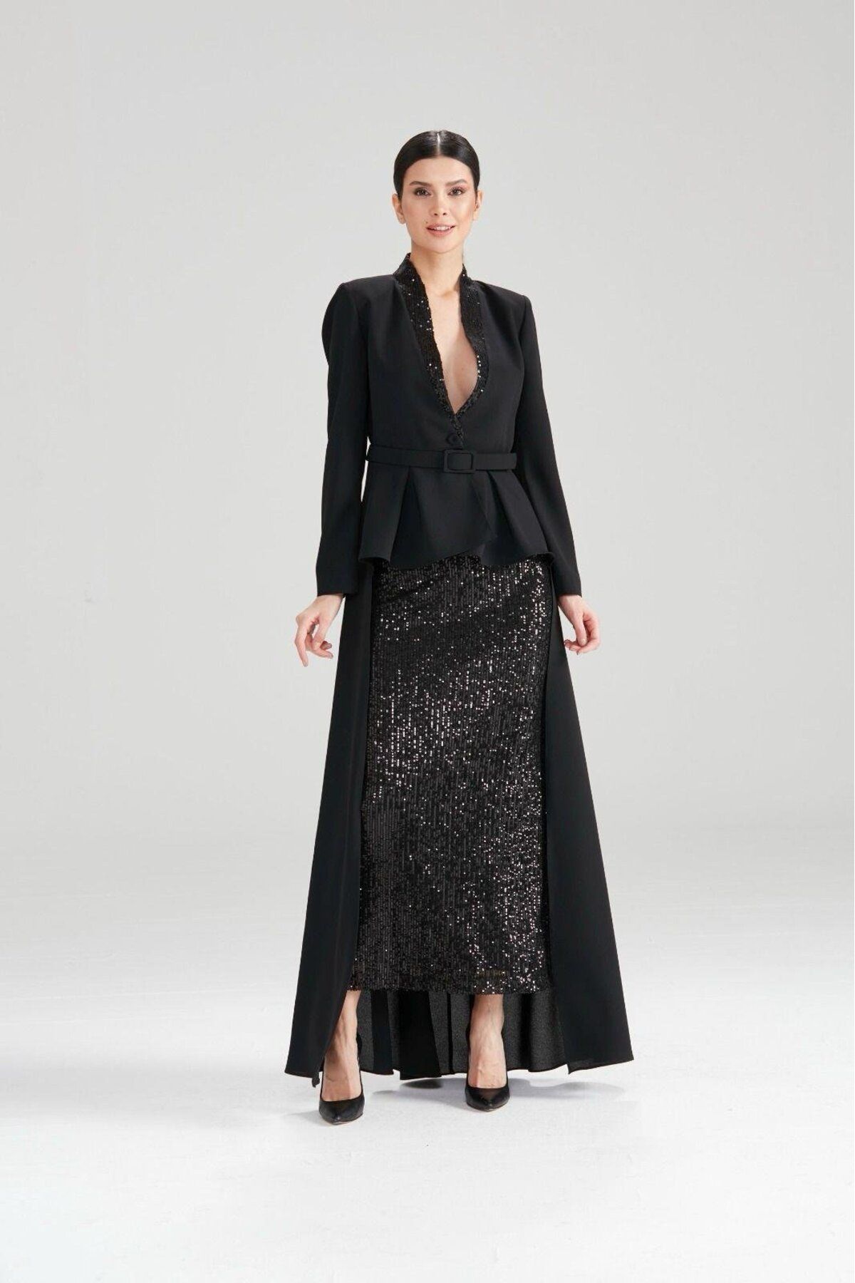 CLIO-Pul Sequence Skirt Crepe Suit with Short Front and Long Back Jacket 4