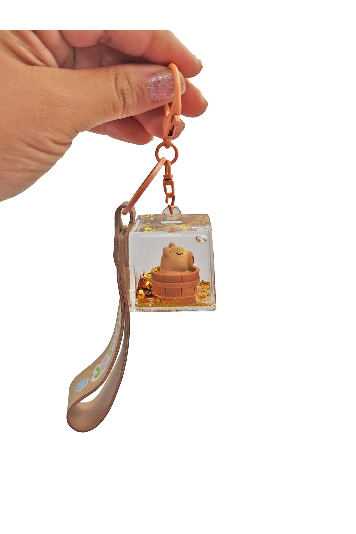 Limmy-Capybara Keychain Capybara Water Sequin Cube Keychain -Wooden Pool 4