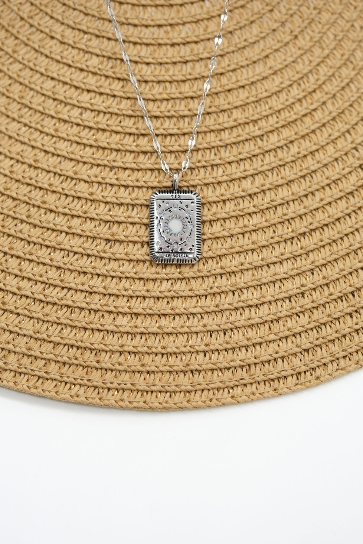 TAKIBOX Çelik Silver Renk Güneş Tarot Kolye