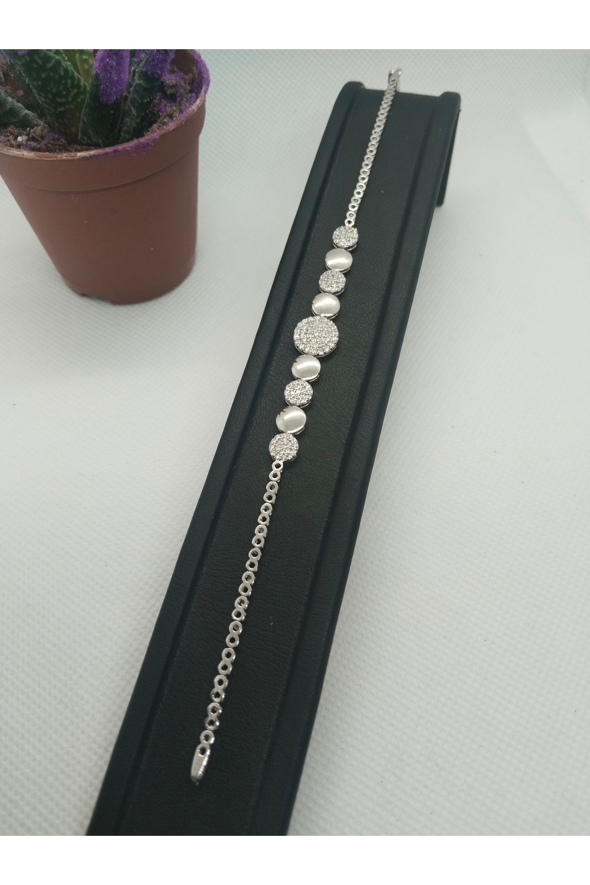 MehVa Silver 925 ayar gümüş zirkon taş rodyum kaplama sonsuzluk detaylı kadın bileklik