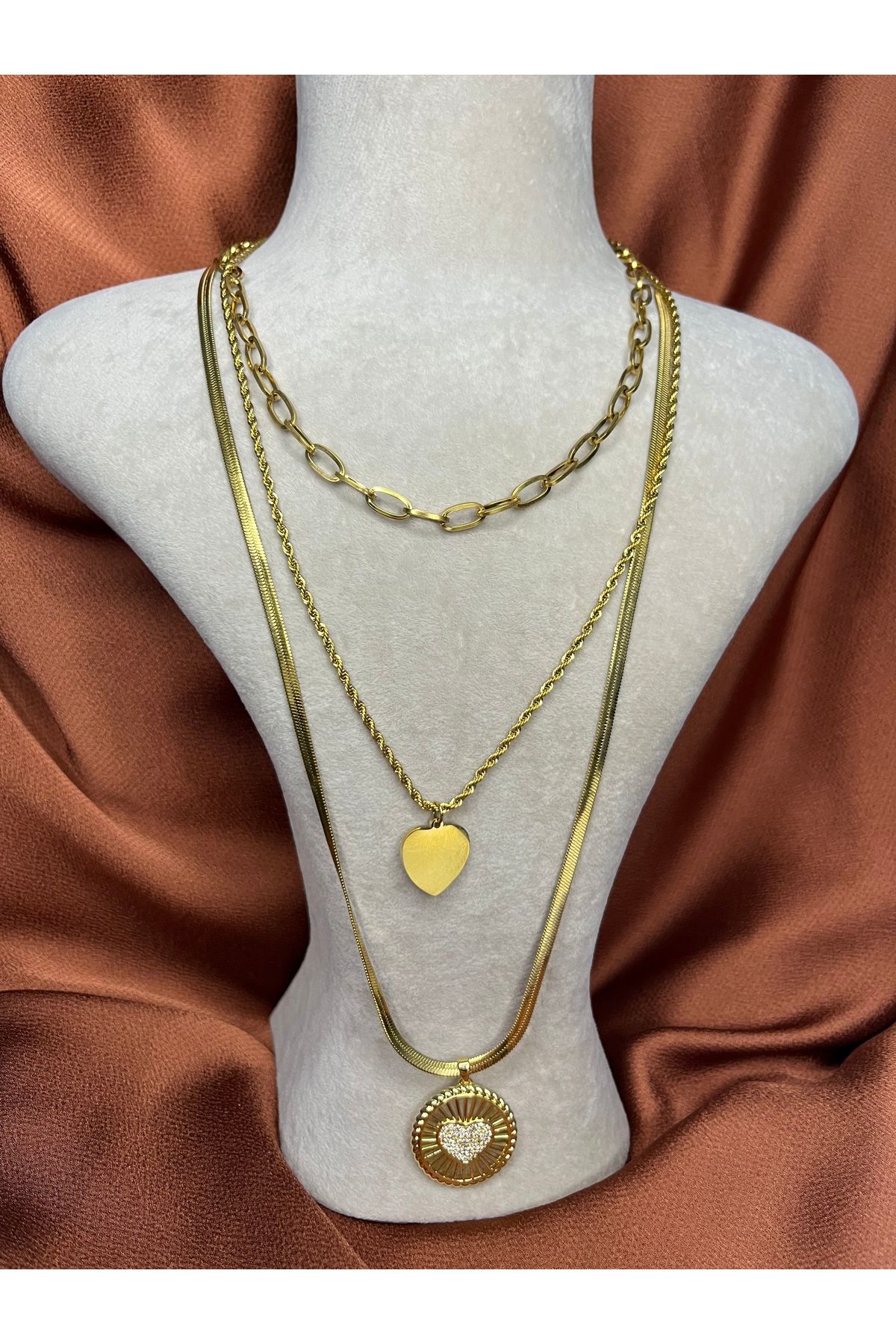 Fam&Co Jewelry Kalp Figürlü Altın Renk Üçlü Kolye Seti-Zarif Tasarım, Kombin Kullanım