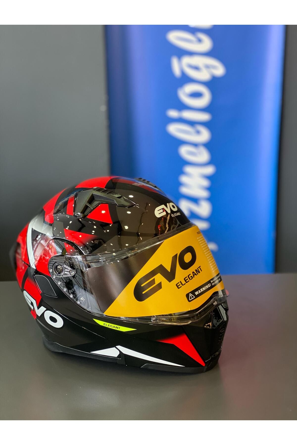EVO ELEGANT KASK