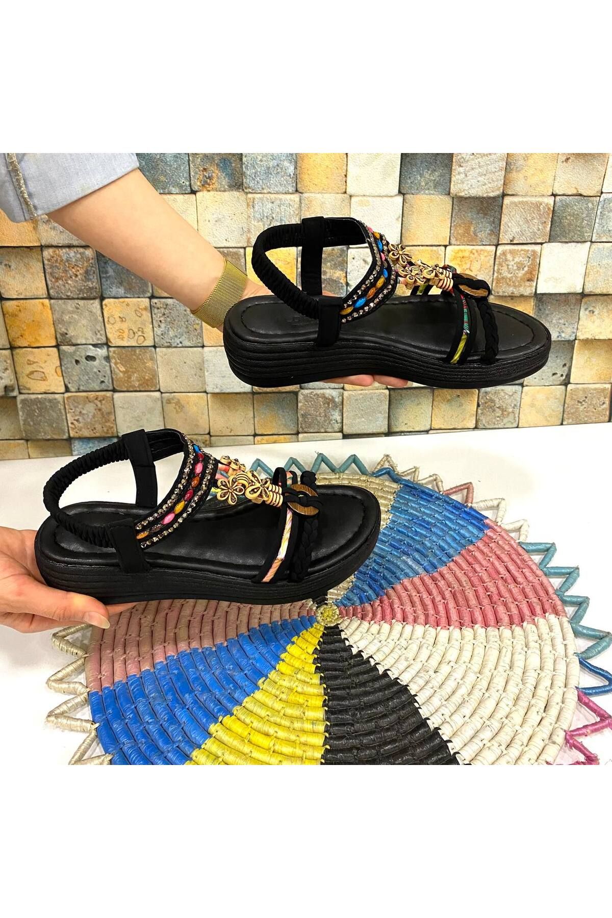 Trendy Moda Yeni Sezon Hafif Rahat Ortopedik Taban Lastikli Taşlı Siyah Kadın Sandalet
