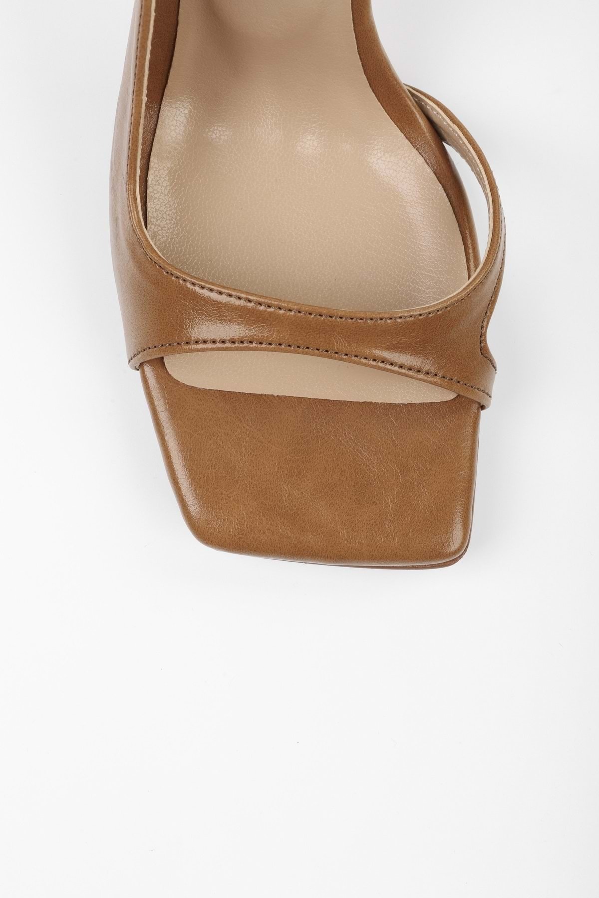 Shoeberry  Kadın Tobian Karamel Cilt Topuklu Ayakkabı - Görsel 5