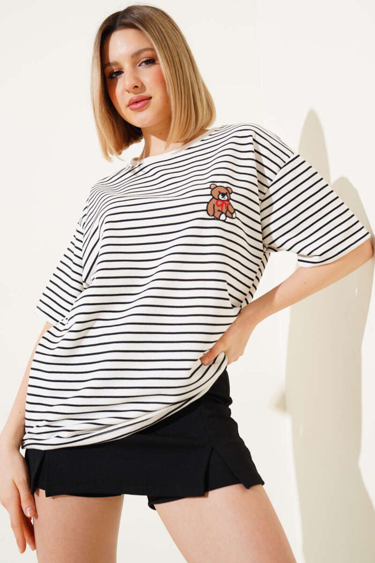 İKLİM LİFE Ayıcık Nakışlı Çizgili Oversize Tshirt