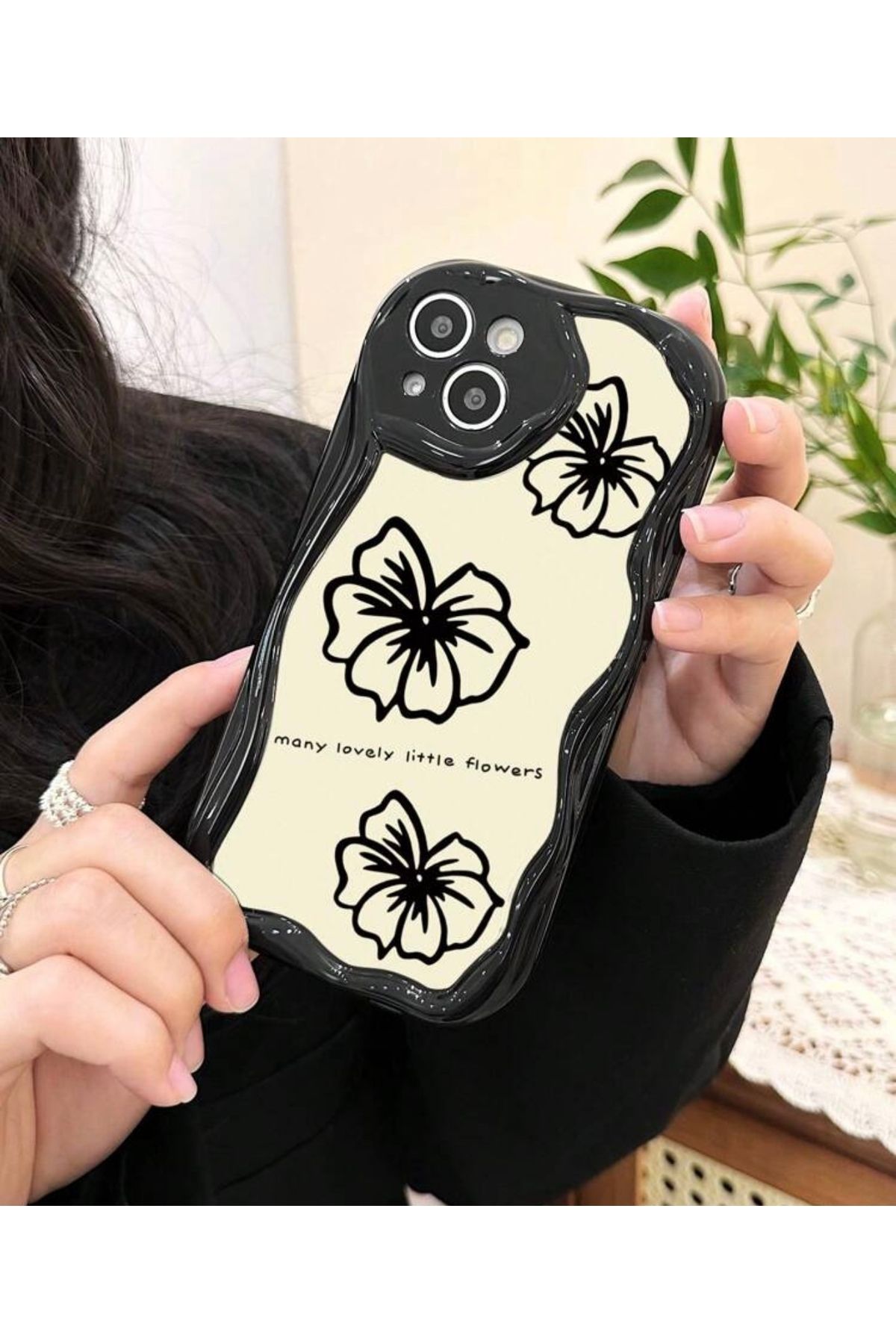 MirazTasarim IPHONE 13 SİYAH ÇİÇEK DESENLİ KILIF