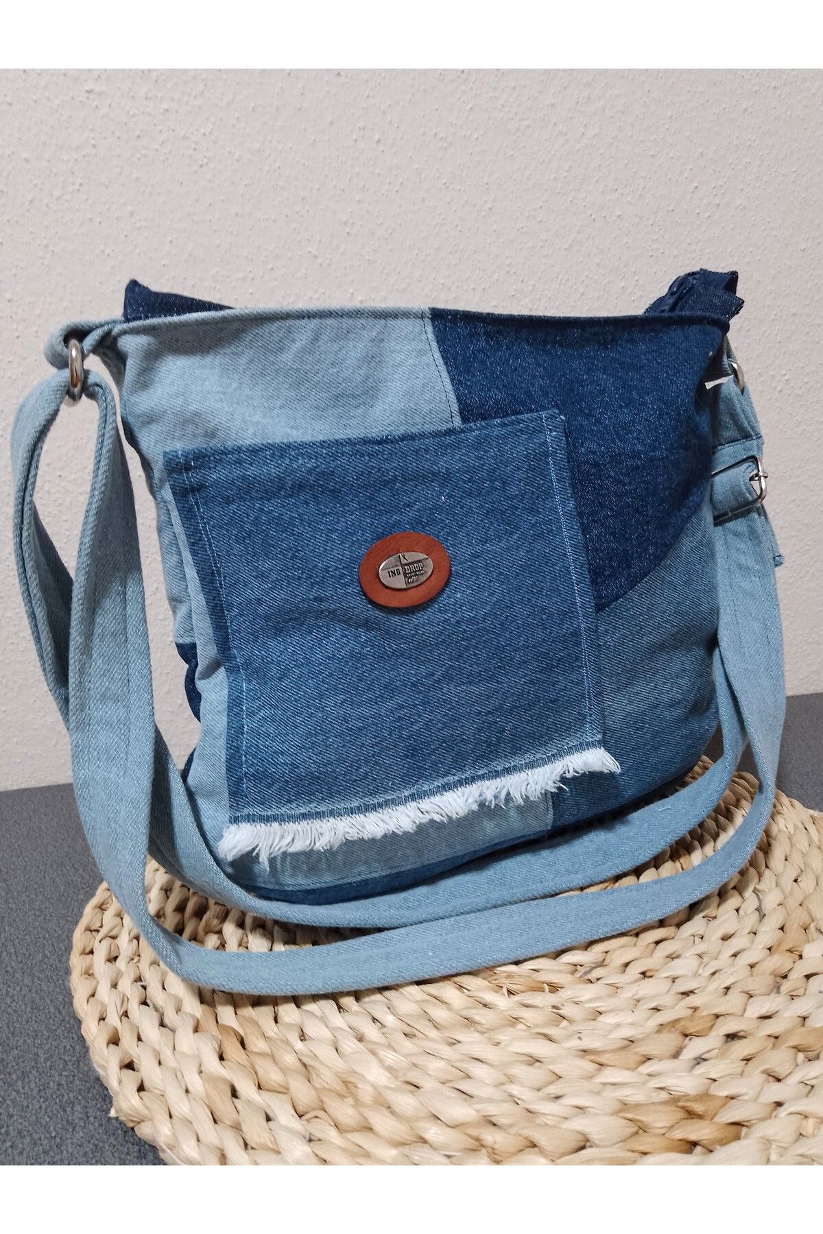 EMİNSHOP Kadın kot denim postacı çantası