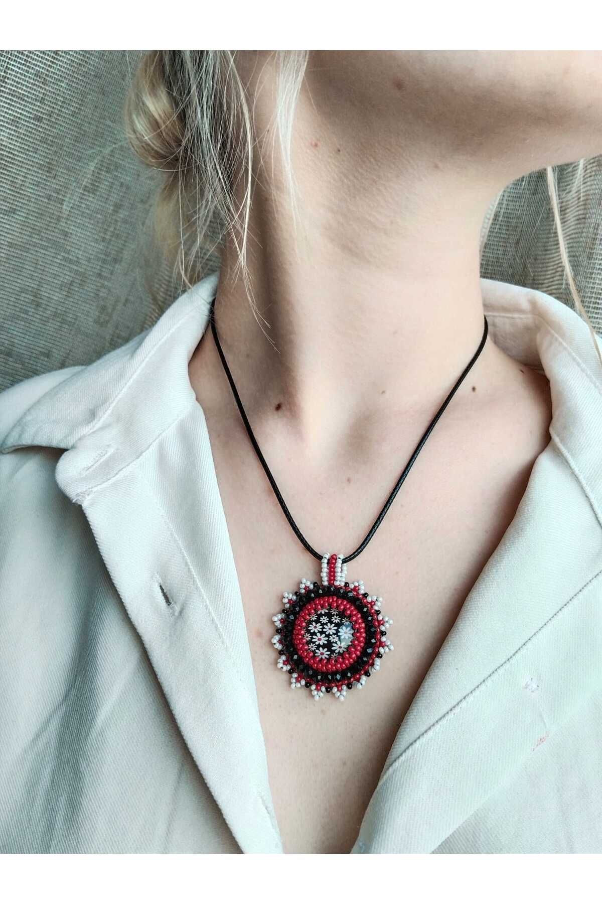 shop Tasarım Kolye
