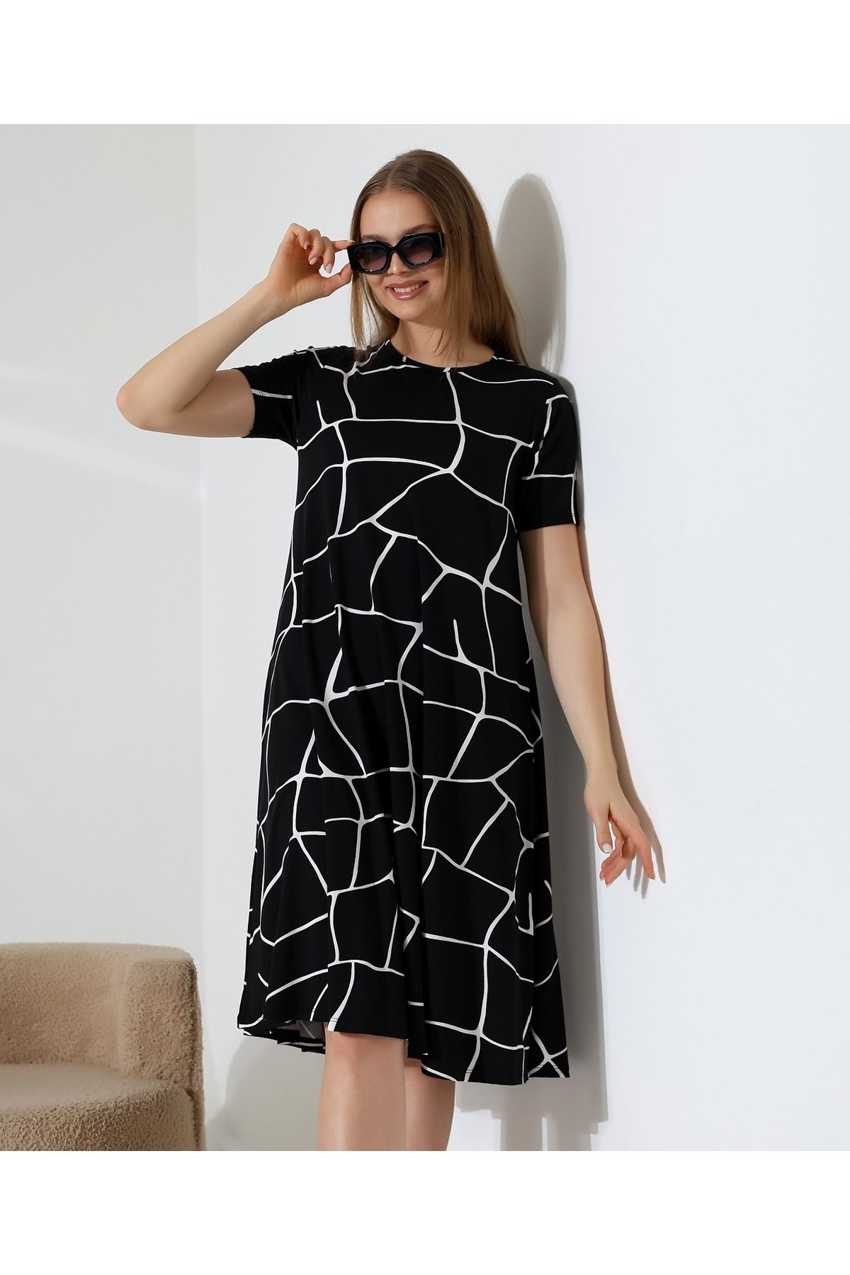 trendhazan A KALİTE KISA KOL BİSİKLET YAKA 40-54 BEDEN 100CM DESENLİ VİSKON KUMAŞ ELBİSE