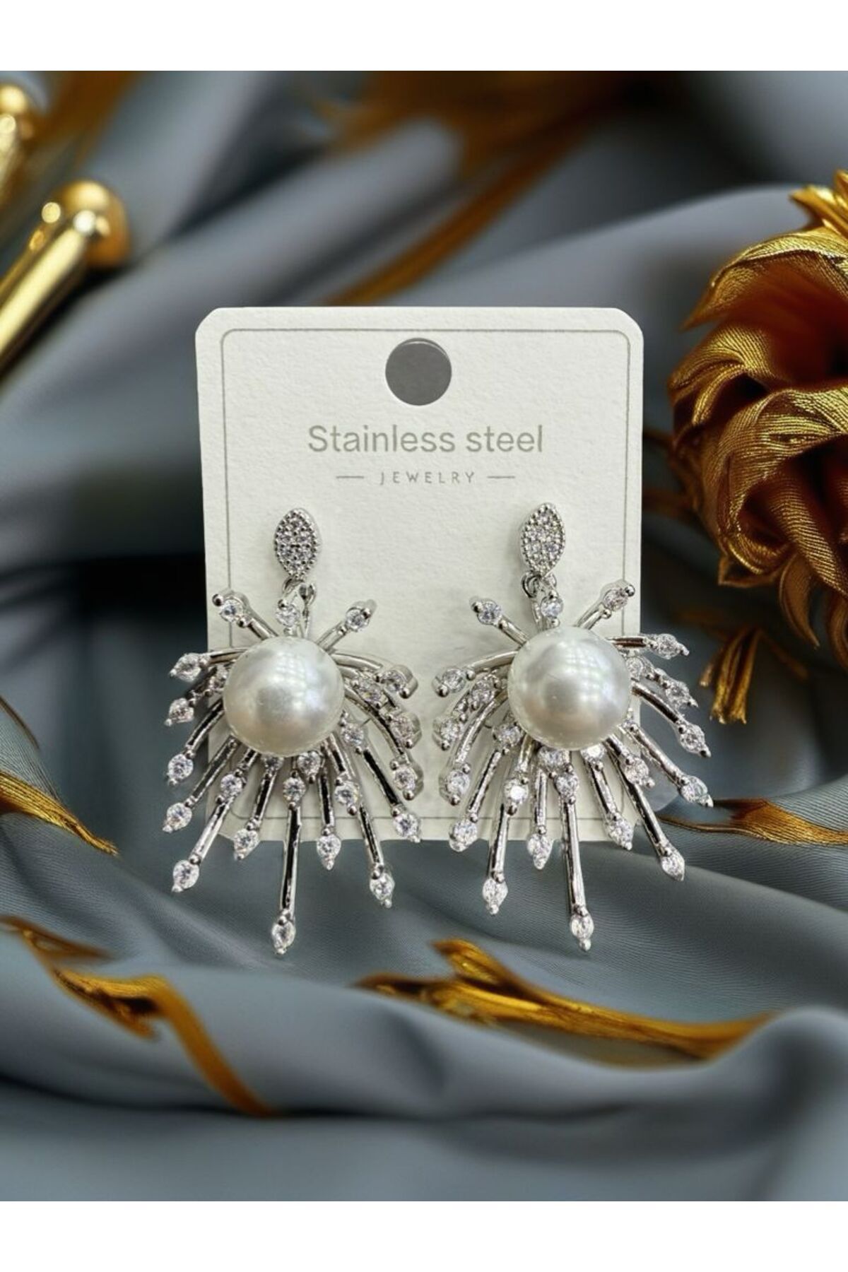 Calmea Jewellery Çelik Exclusive Renk Atmaz Garantili Faturalı İnci Taşlı Kadın Küpe