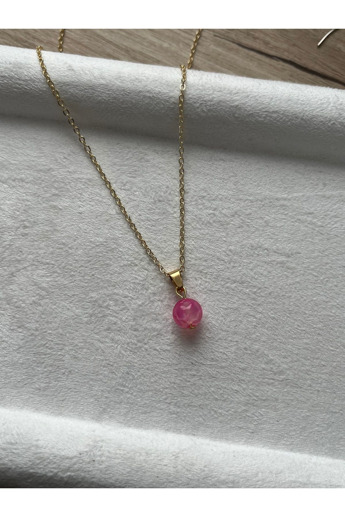 Pel Design 8 mm Pembe Akik Taşı Altın Kaplama Kolye