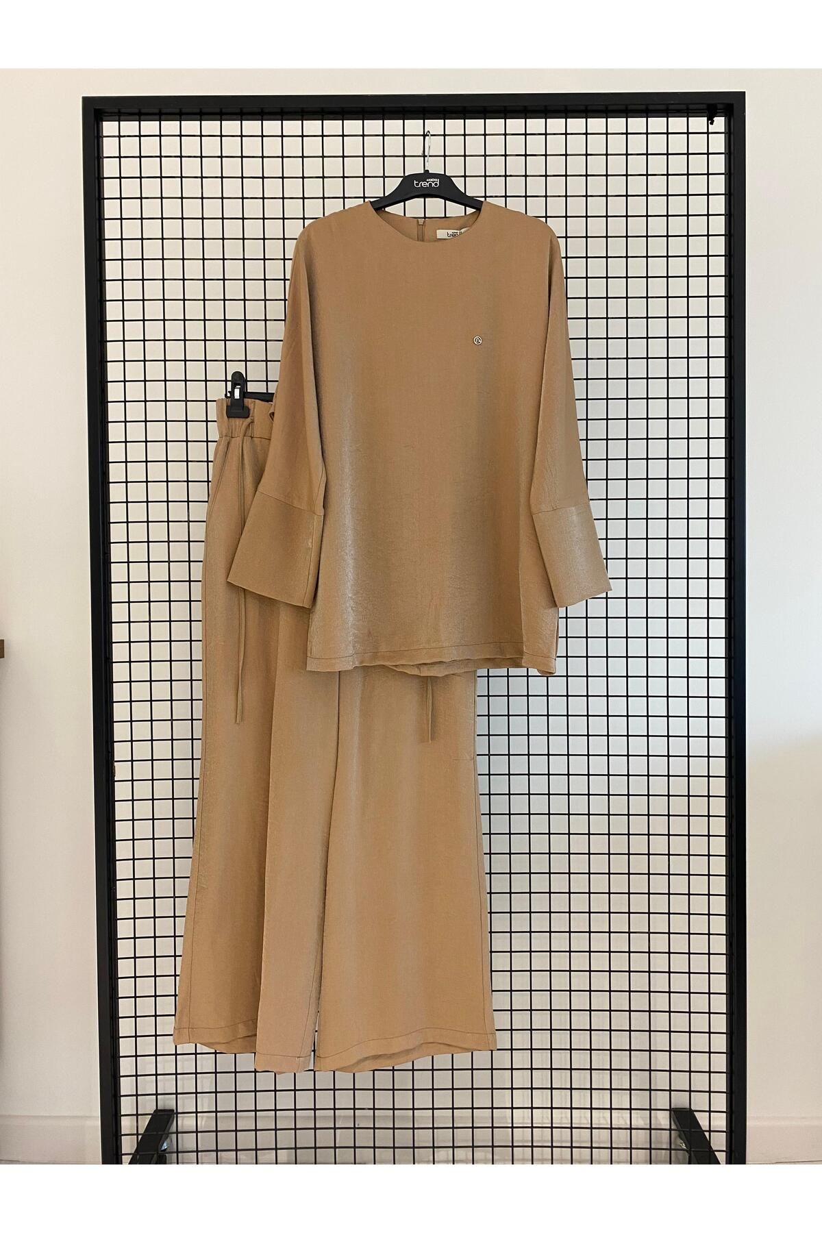 Armine TREND Yeni Sezon İspanyol Kol Parlak Tunik Ve Beli Lastikli Kumaş Pantolon Alt-Üst Takım