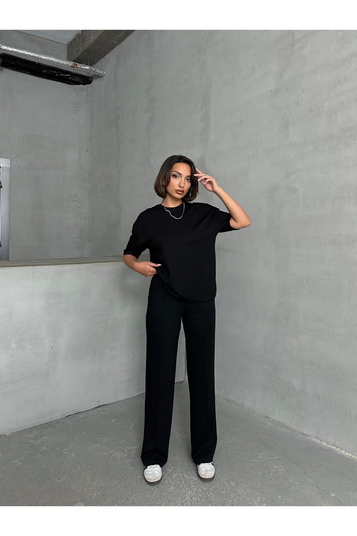 Lusin-Women's Black Soft Modal Fabric Short Sleeve Pants Blouse Tracksuit Set 6