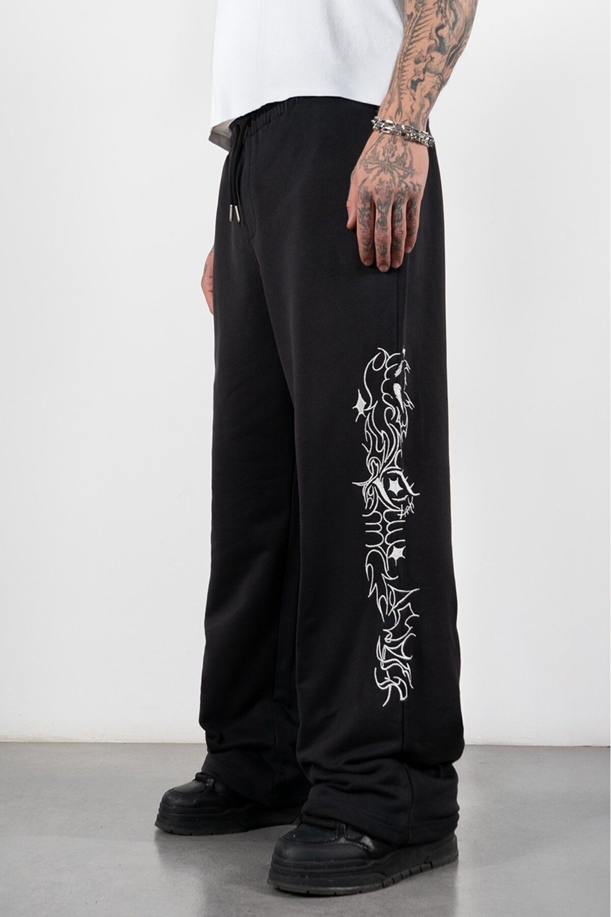 Super Rare Yanları Nakışlı Baggy Siyah Erkek Eşofman Altı