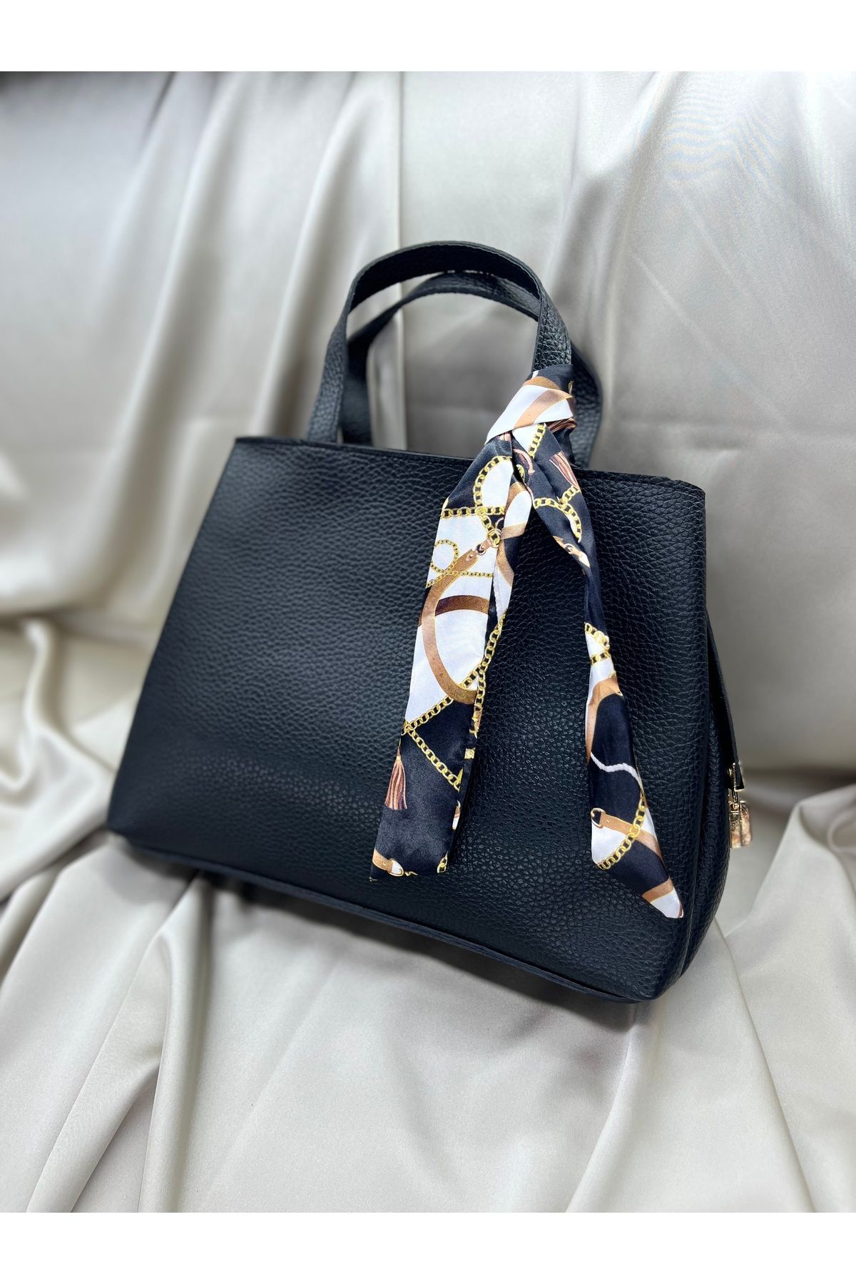 lunaria bags Kadın Siyah Fular Detaylı El ve Omuz Çantası