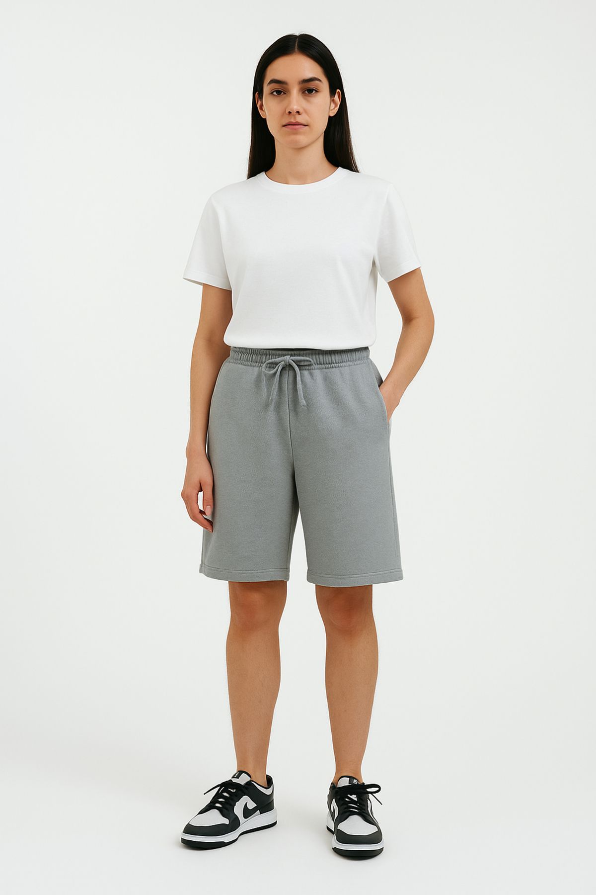 OXVİN Capsule Kadın Comfort Regular Pike Kumaş Duble Paça Bermuda Şort