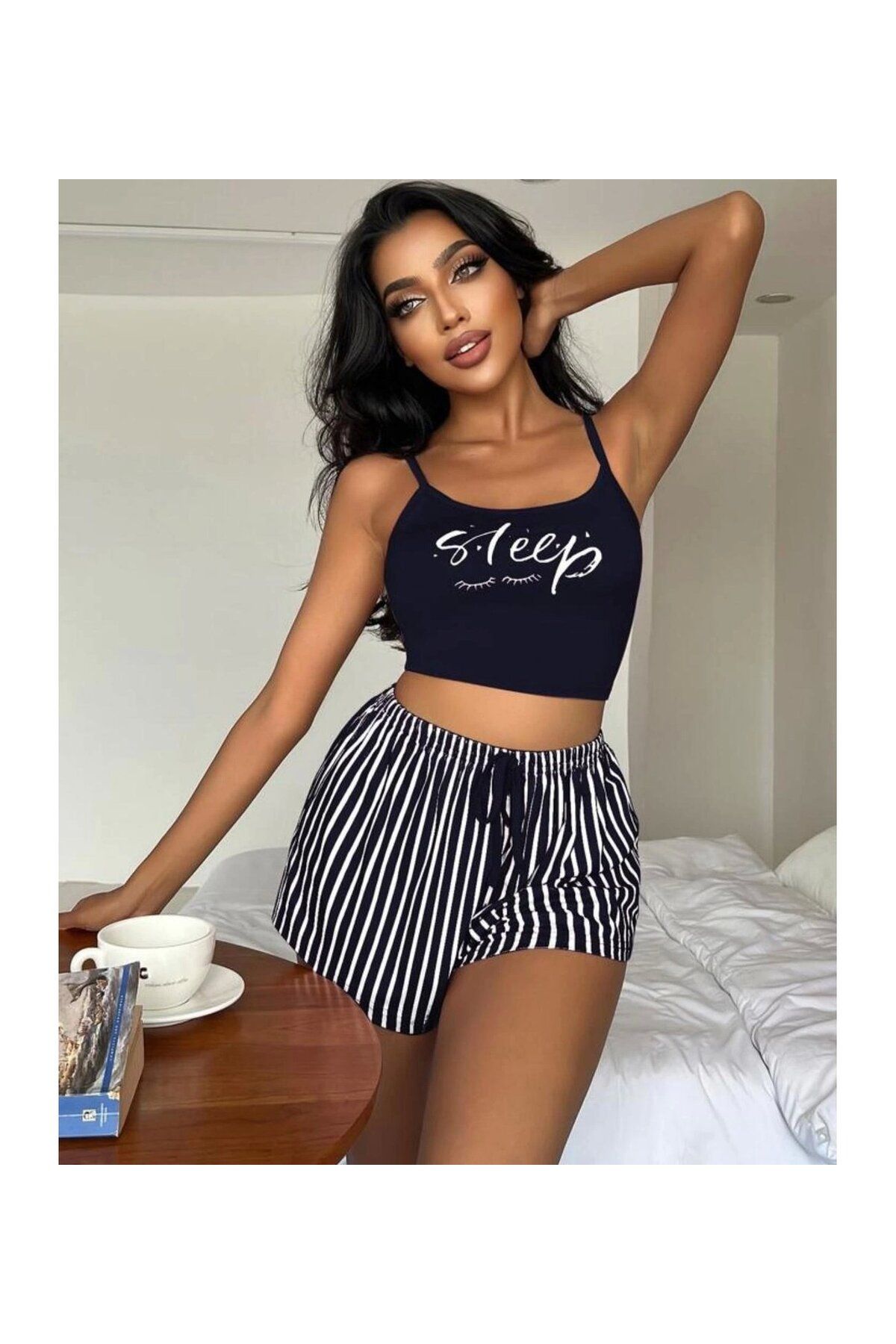 Veille Sleep Baskılı Siyah Beyaz Çizgili Pijama Takımı