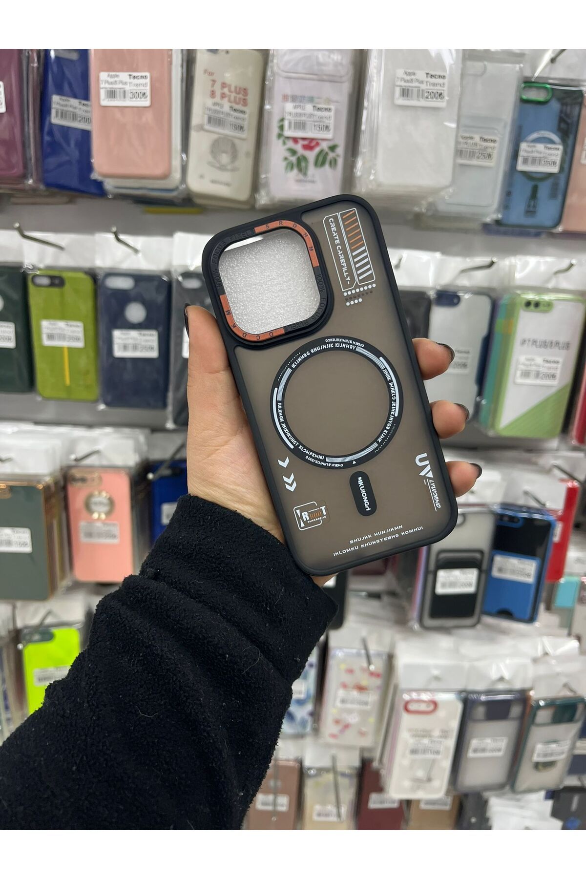 TECNOTREND Apple İphone 14 pro yazılı magsafe özellikli silikon kılıf