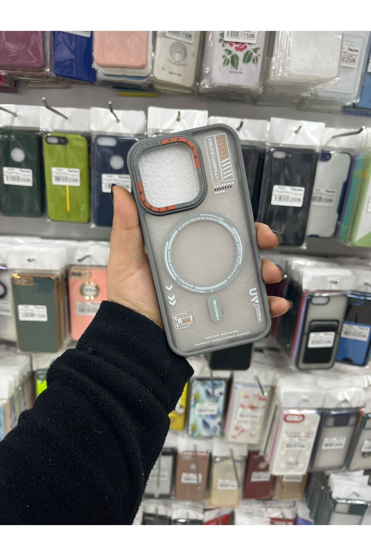 TECNOTREND Apple İphone 14 pro yazılı magsafe özellikli silikon kılıf