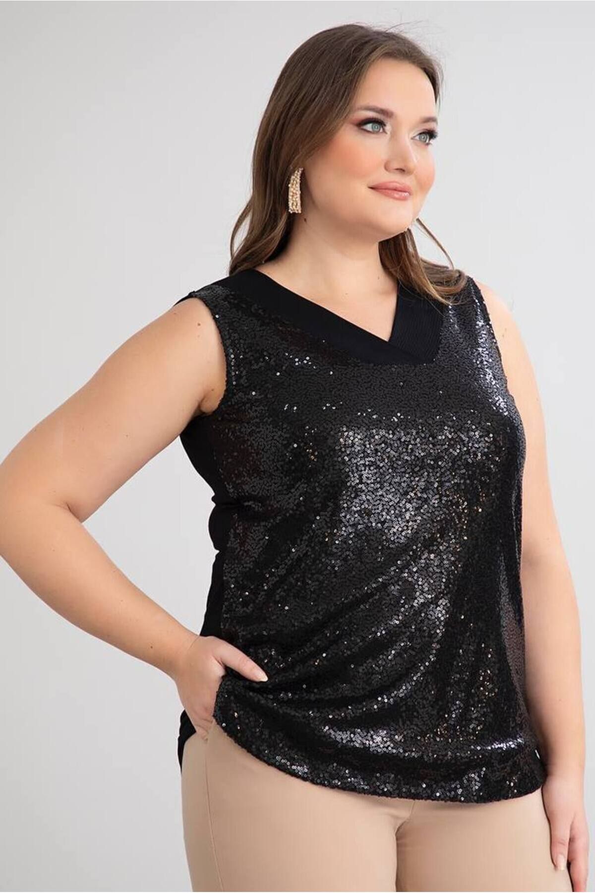 FOR ESRA BIG TREND Kadın Büyük Beden Ön Pul İşleme Ribana V Yaka Arka Düz Esnek Kolsuz Slim Bluz
