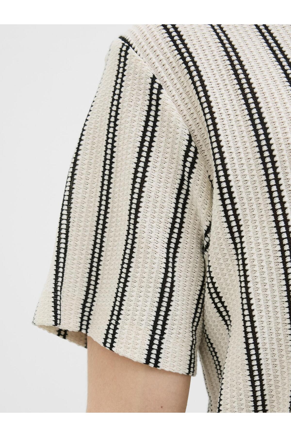 تیشرت مردانه راه راه آستین کوتاه | جک اند جونز Jack & Jones 12276317 - تصویر 4
