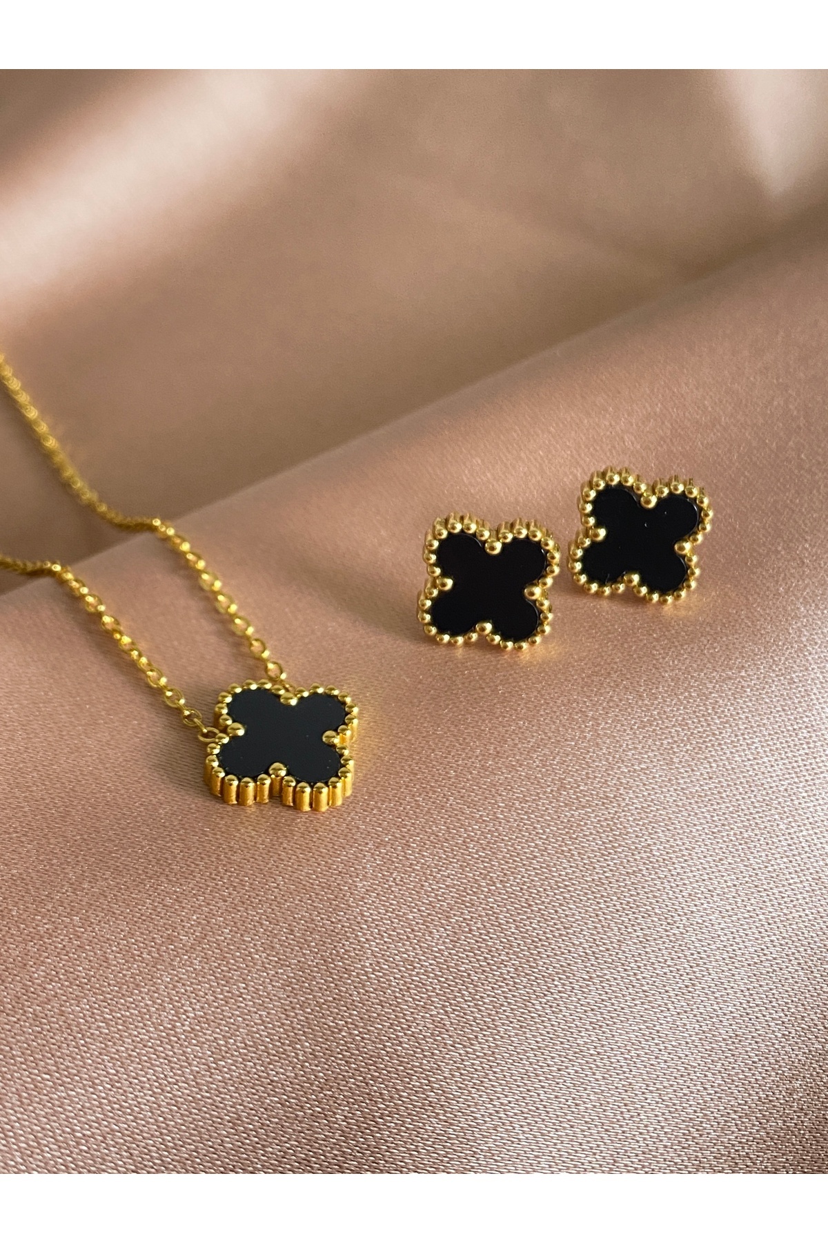 Inure Jewelry Yonca Model  Altın Kaplama Zincir Vip (Kolye & Küpe) 2'li Set