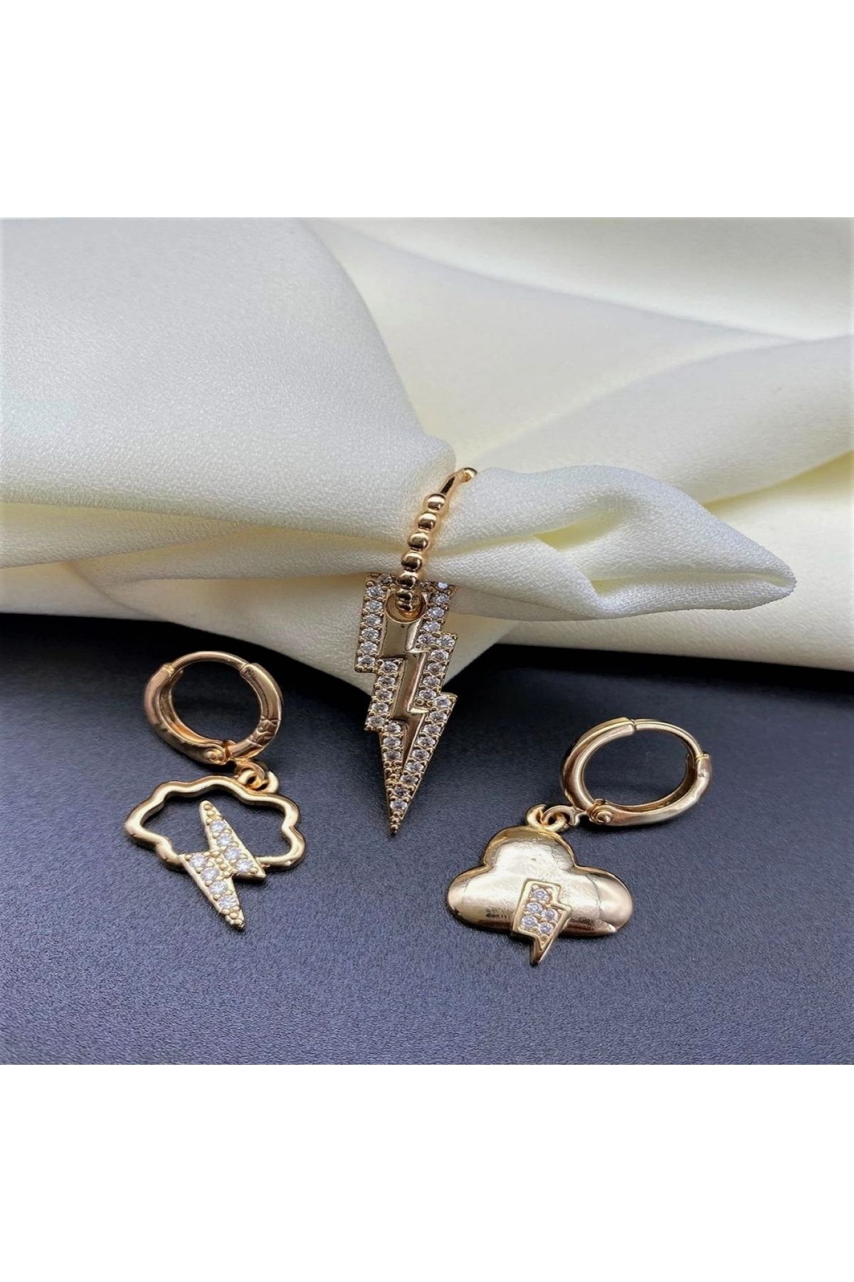 İD ACCESSORİES Zirkon Taşlı Küpe