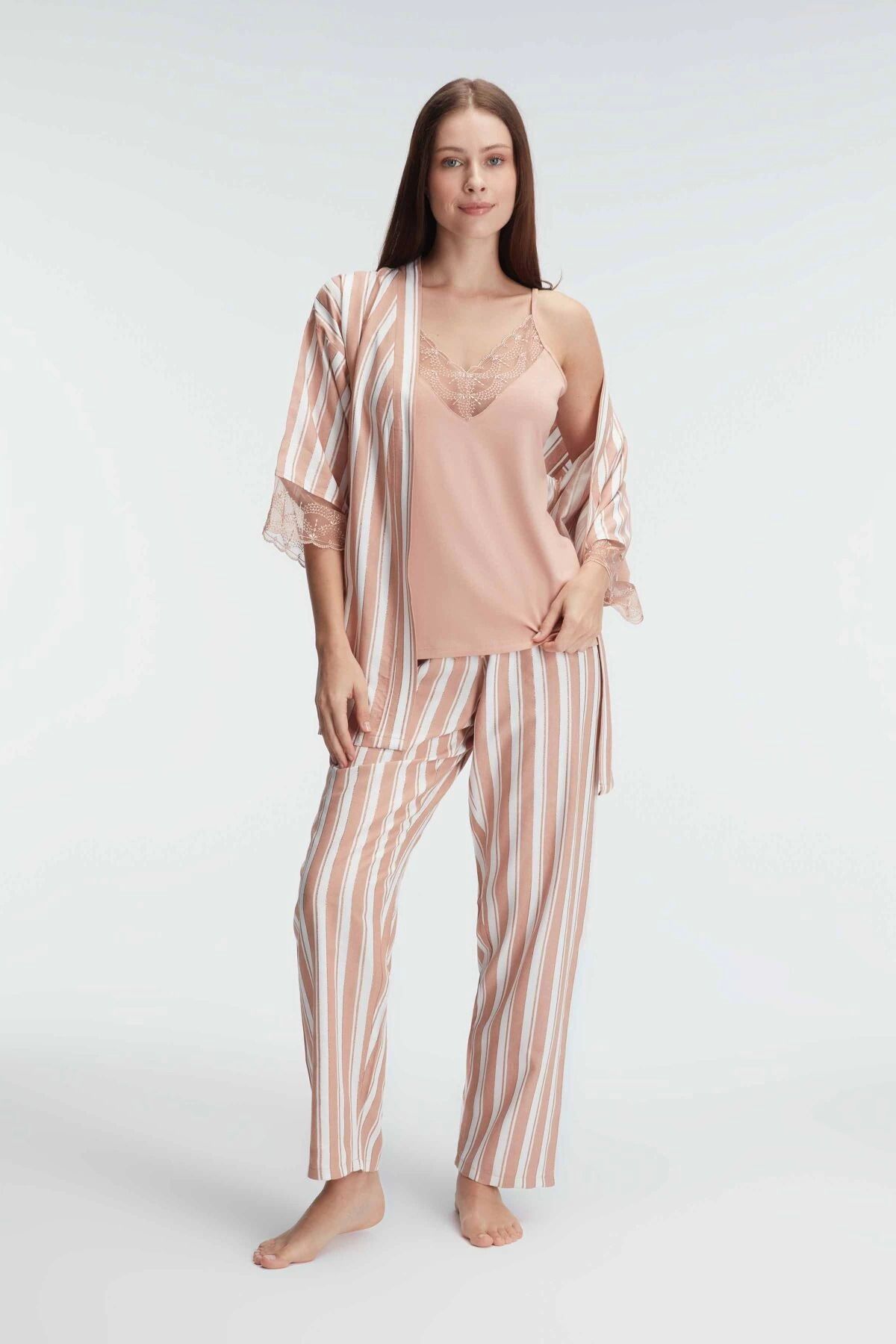 FTT SHOPPING MARKET Azze Anıl 5821 İp Askılı V Yaka Kadın Viskon Çizgili Desenli Yazlık Örme Sabahlıklı Pijama Takım