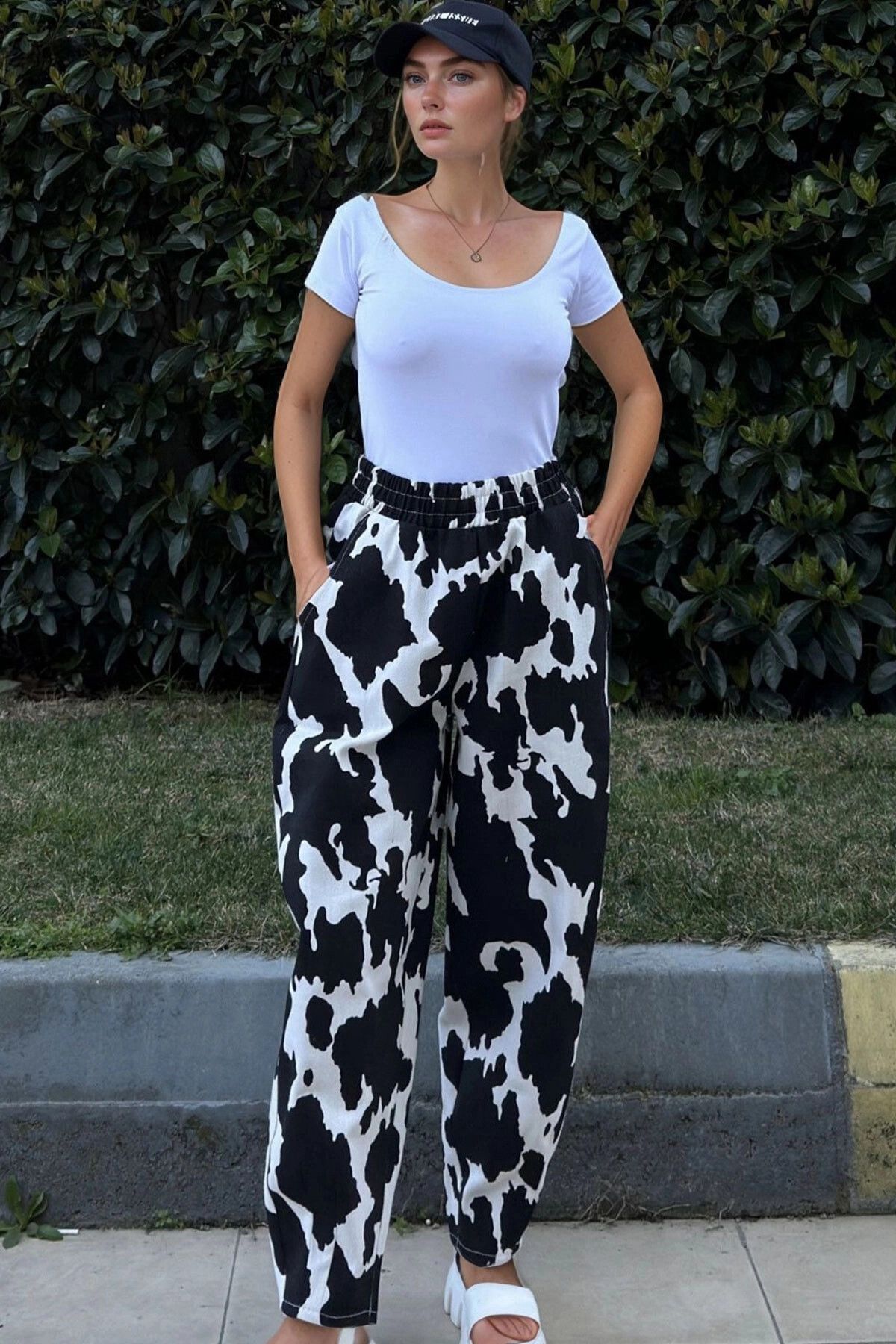 bacc Siyah Yüksek Bel Beli Lastikli Pantolon BCBSK-25700-3548