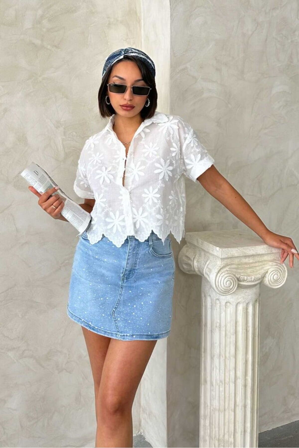 Castivo Fashion Çiçek Nakışlı Kısa Kollu Keten Görünümlü Kadın Gömlek